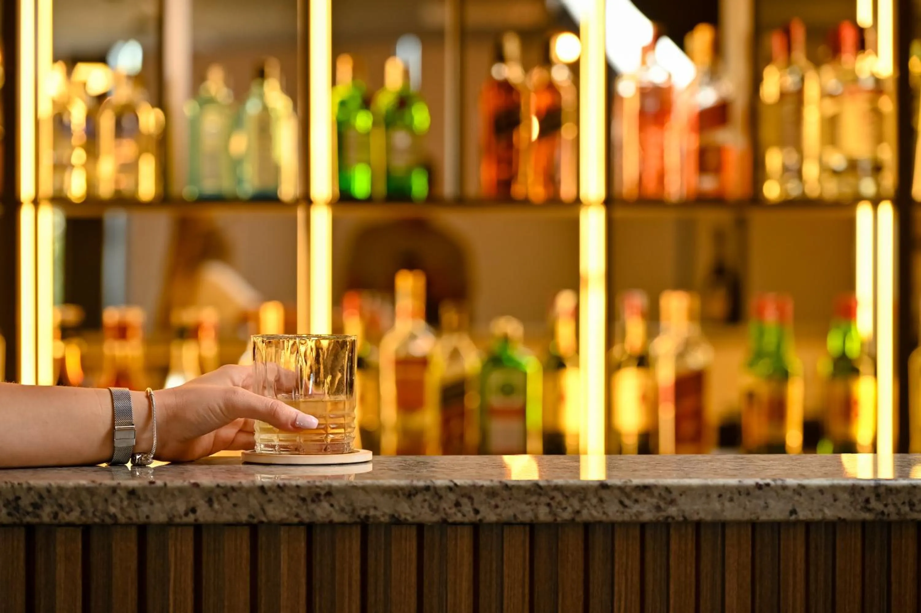 Restaurant/places to eat in Grey Star Hotel