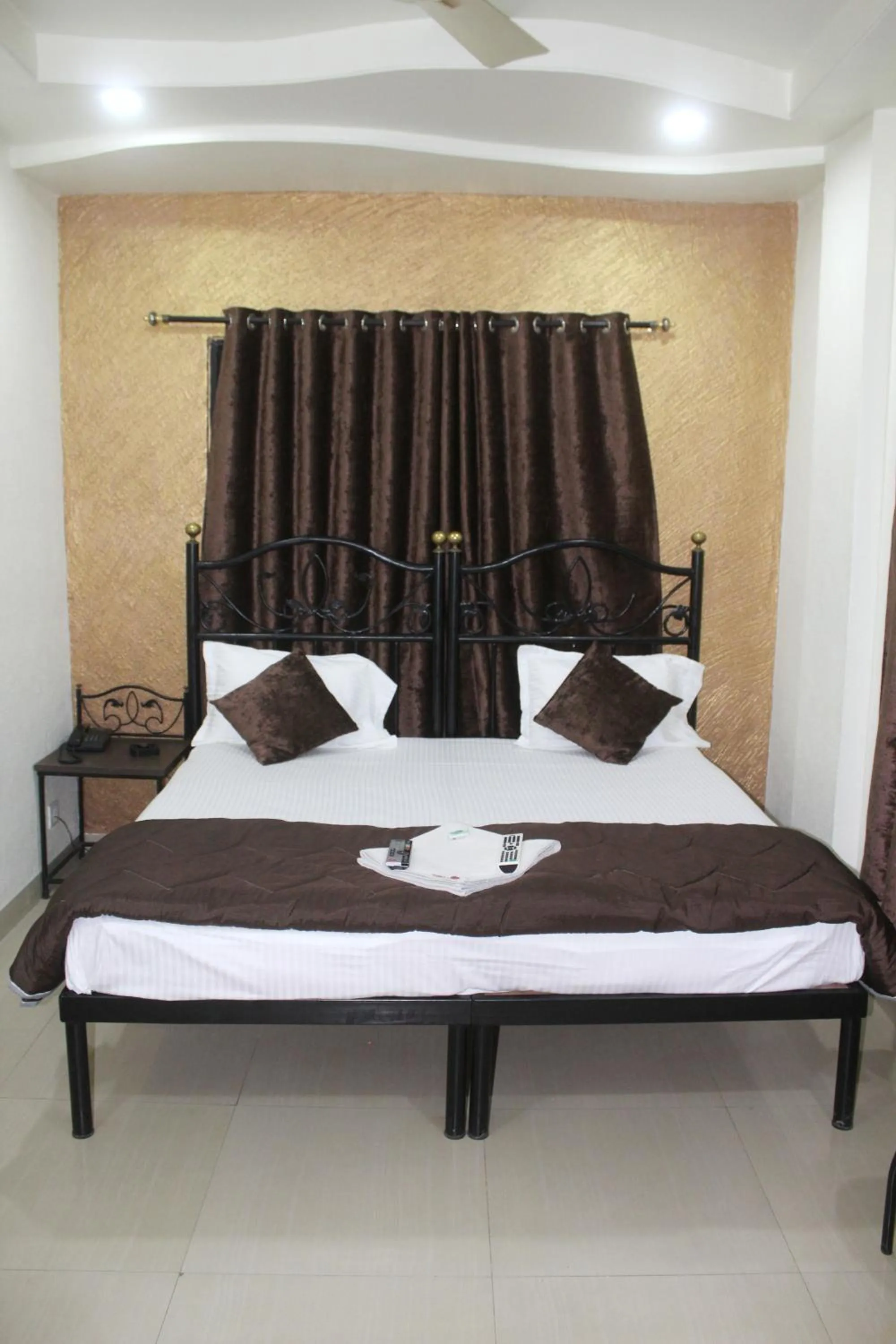 Bed in Hotel Preetam Aurangabad