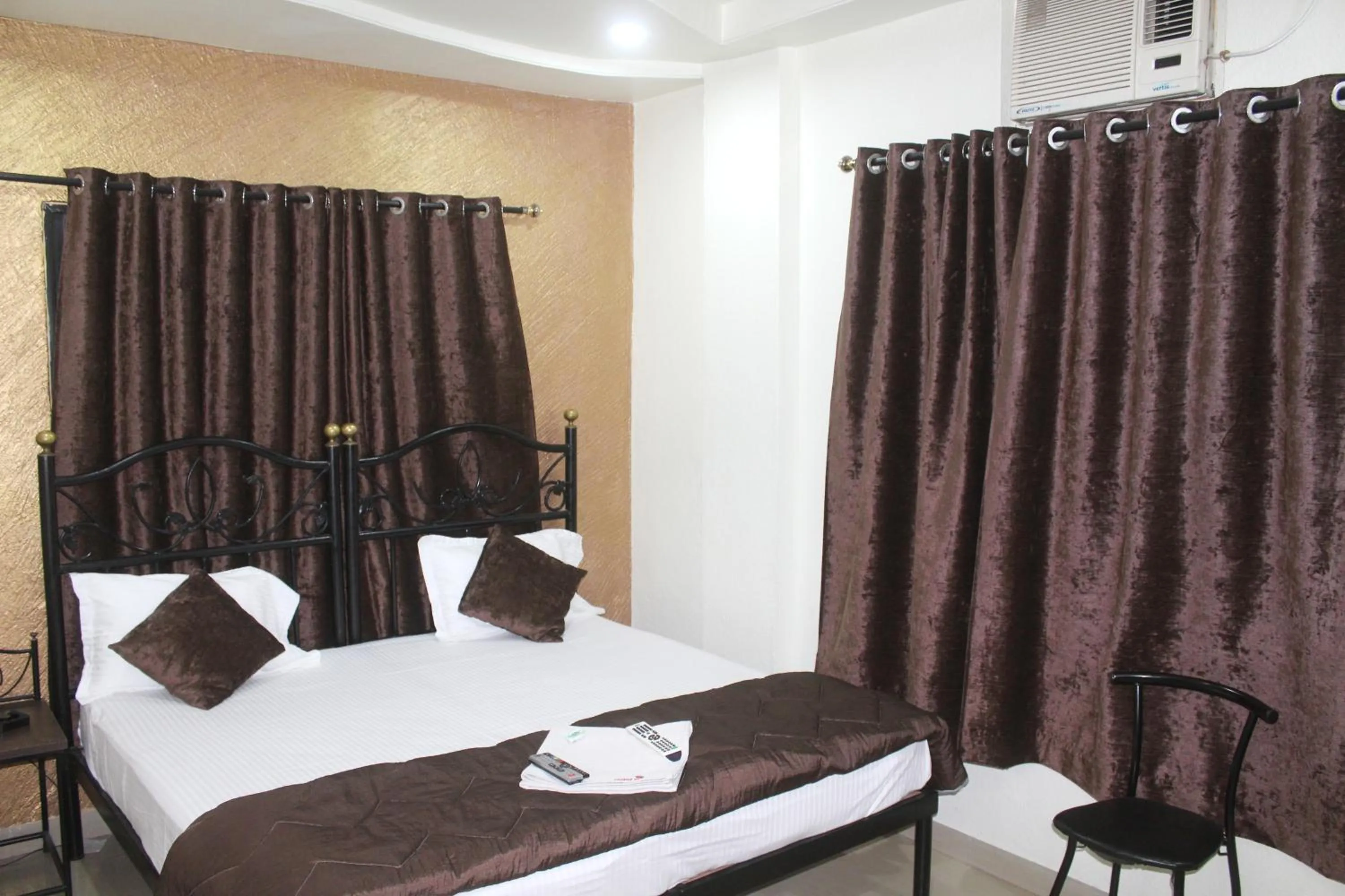 Bed in Hotel Preetam Aurangabad