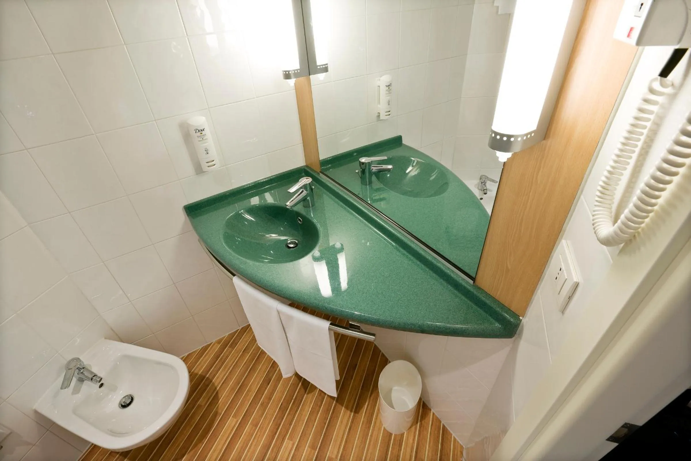 Bathroom in Hotel Rafael