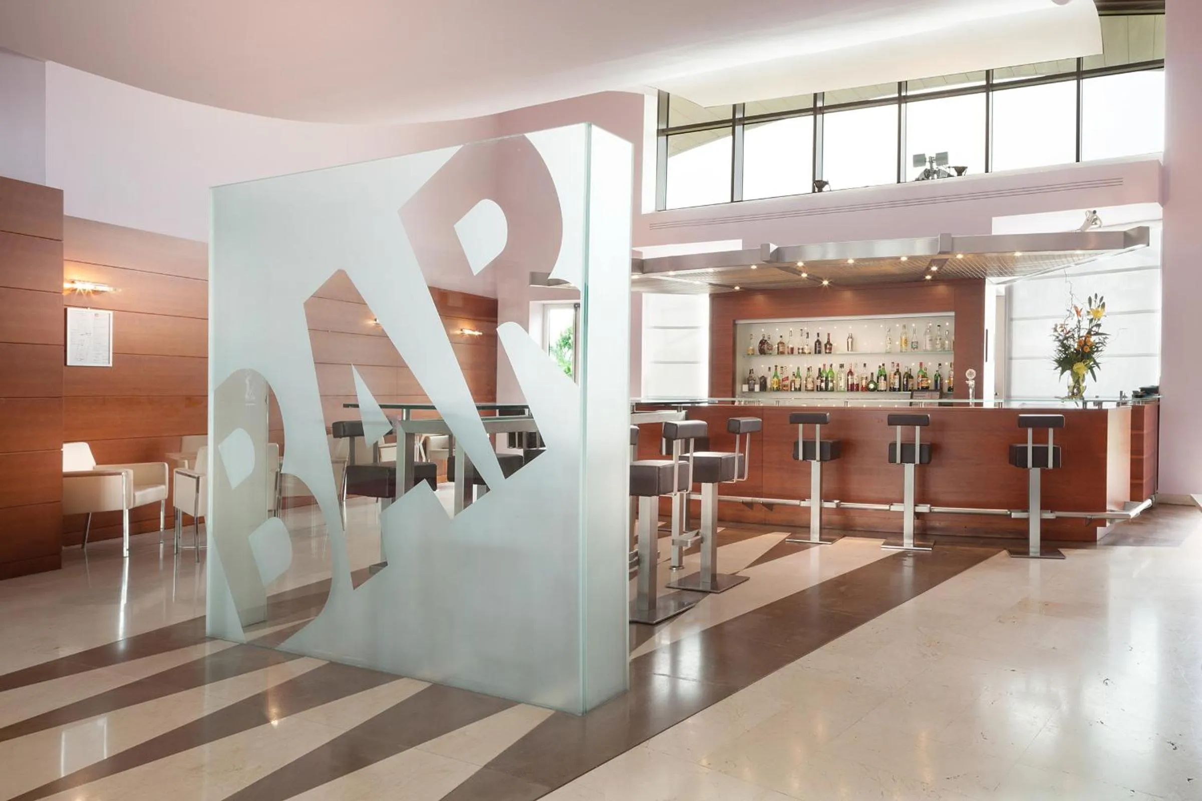 Lounge or bar in Hotel Rafael