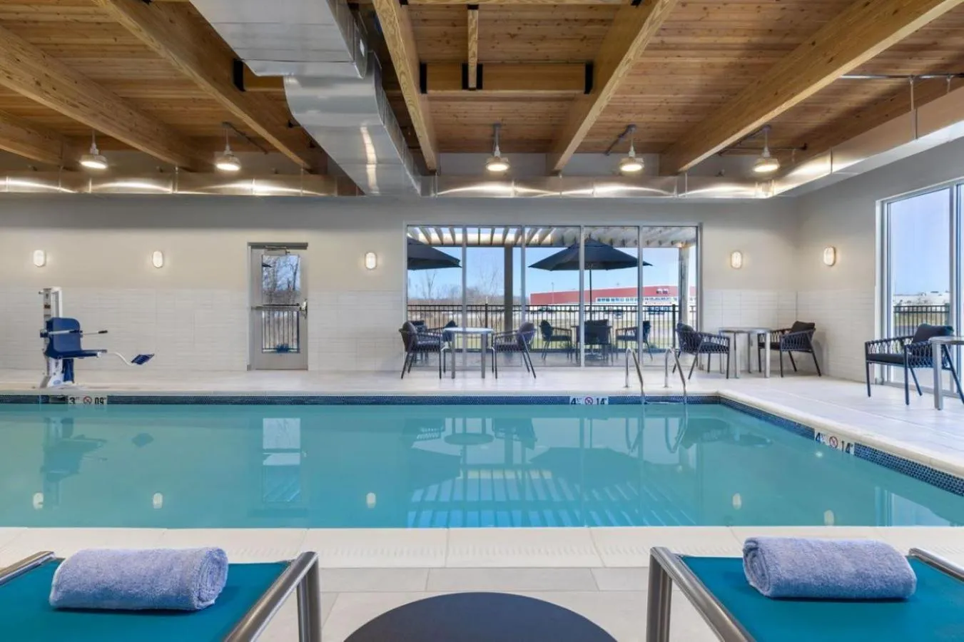 Swimming pool in TownePlace Suites by Marriott Geneva at SPIRE Academy