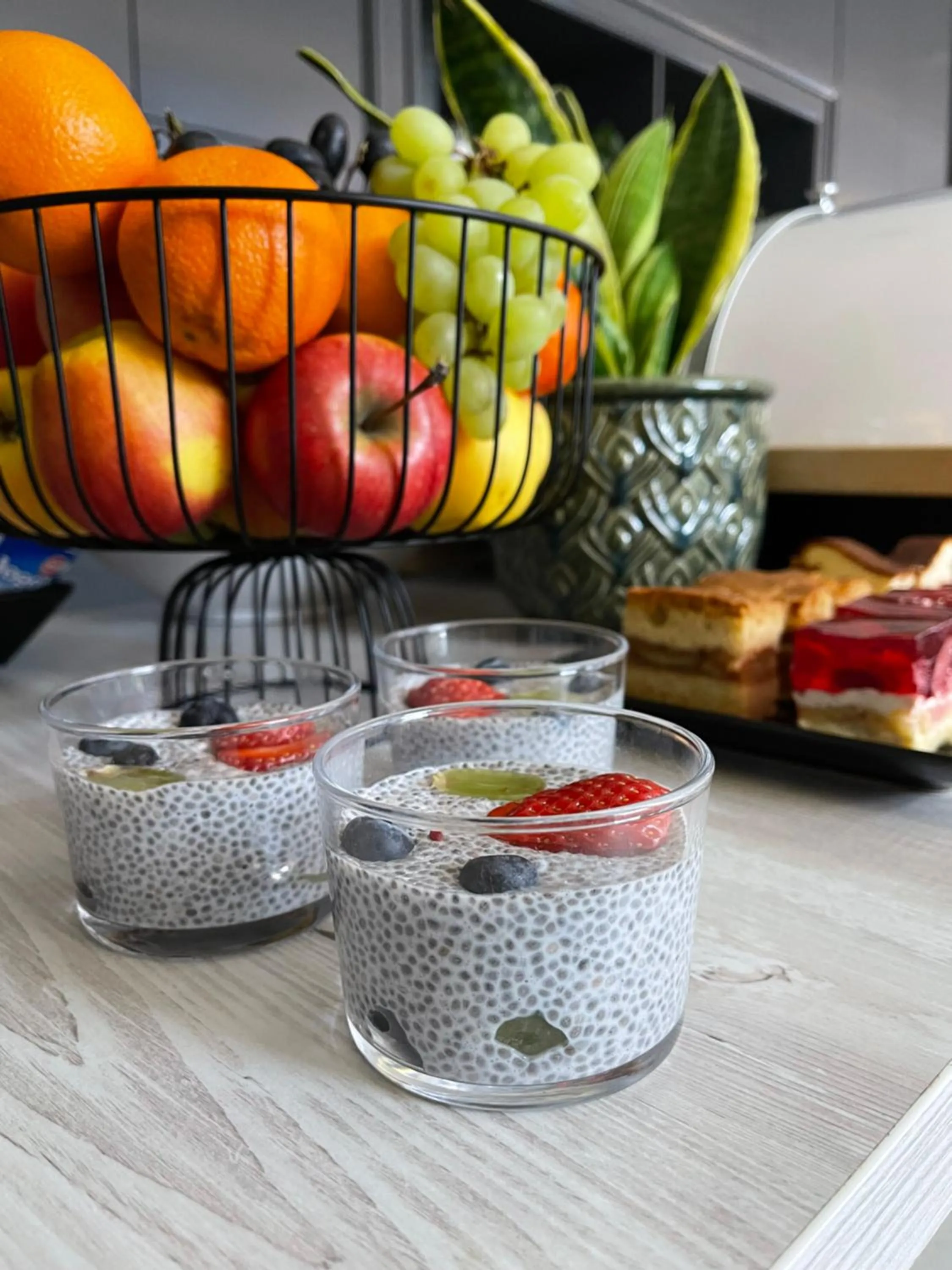 Food and drinks in Hotel Garden