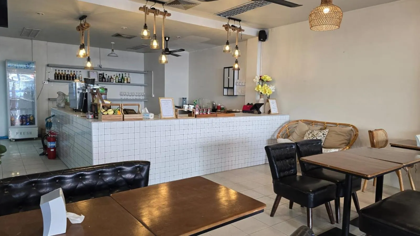 Restaurant/places to eat in Desa Phuket