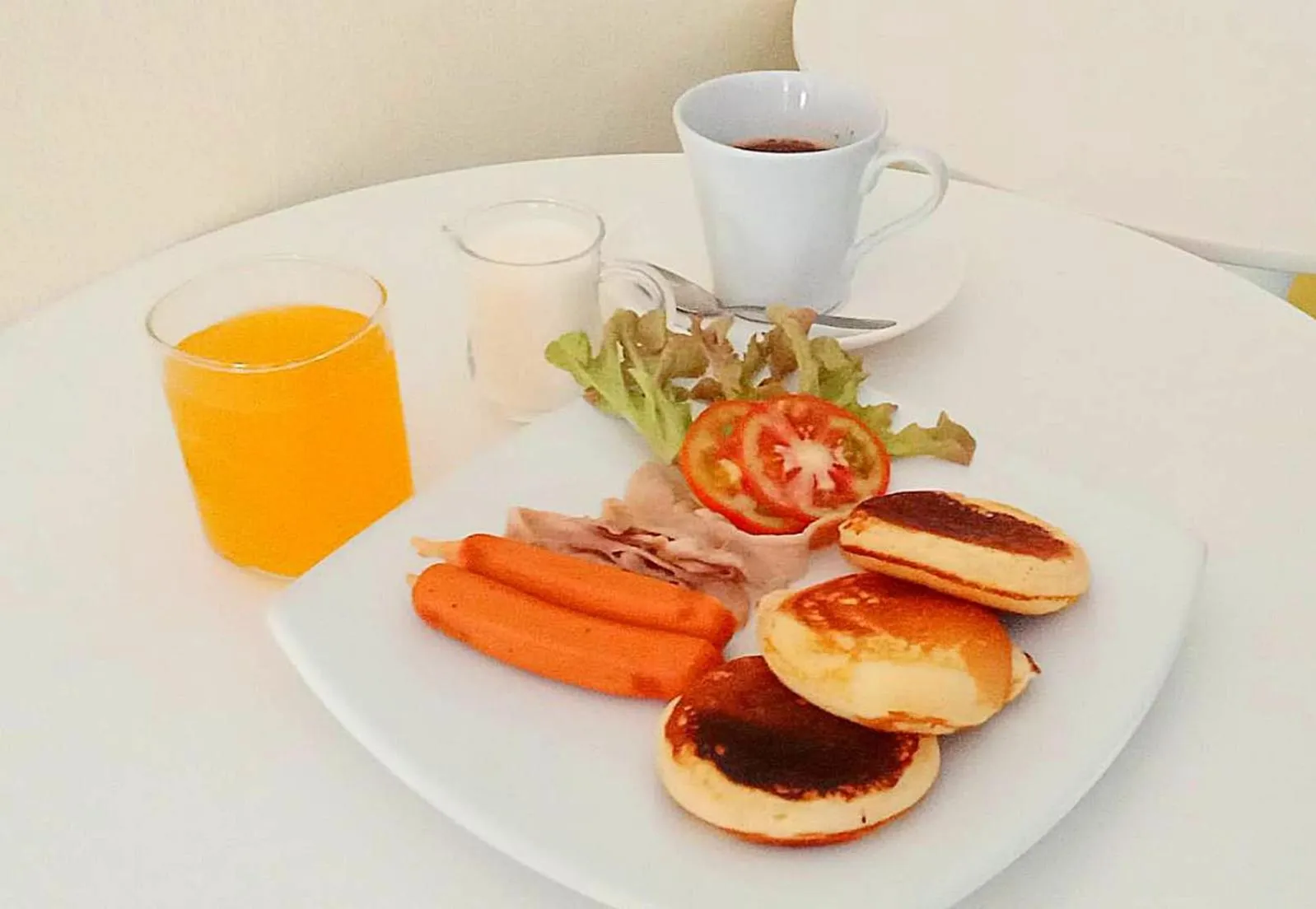 Food and drinks in Desa Phuket