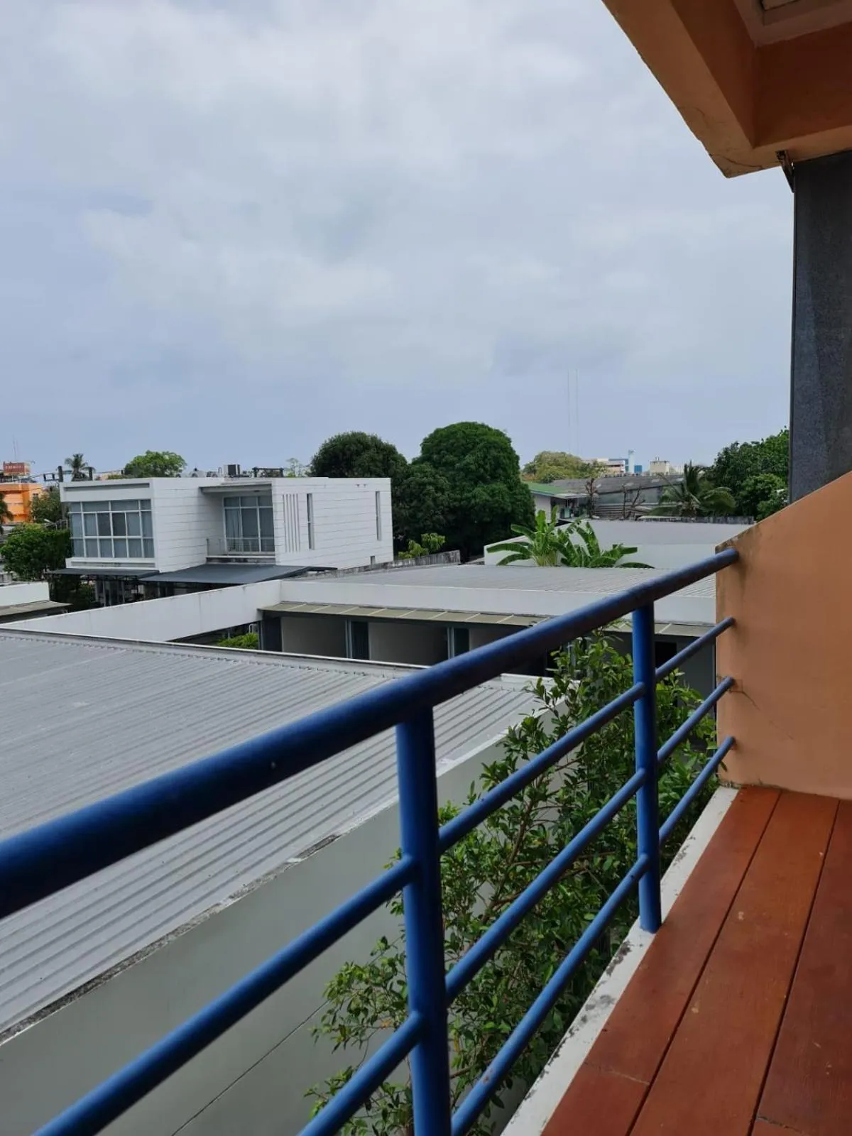 Property building in Desa Phuket