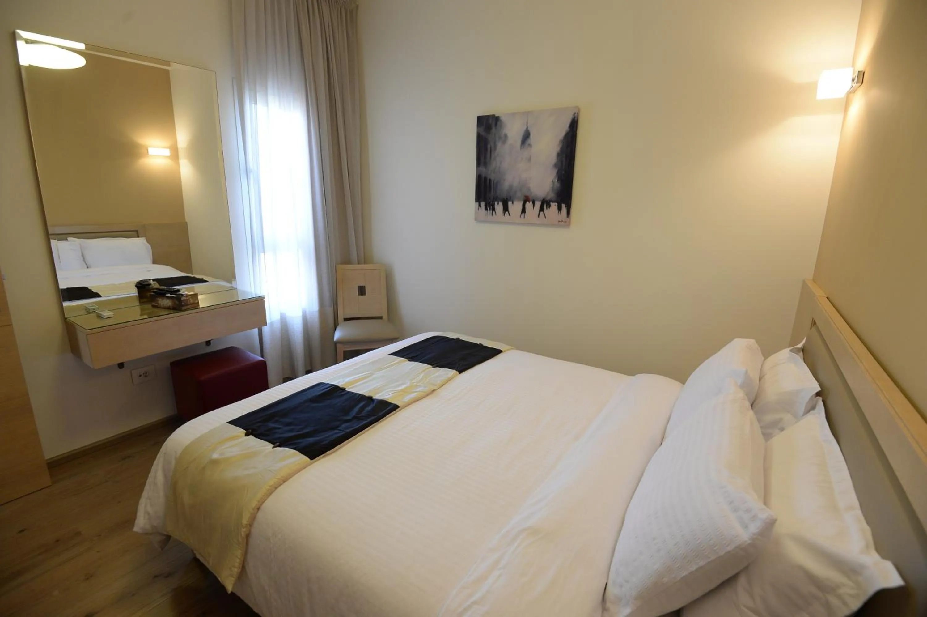 Bedroom, Bed in Nest 1 Hotel