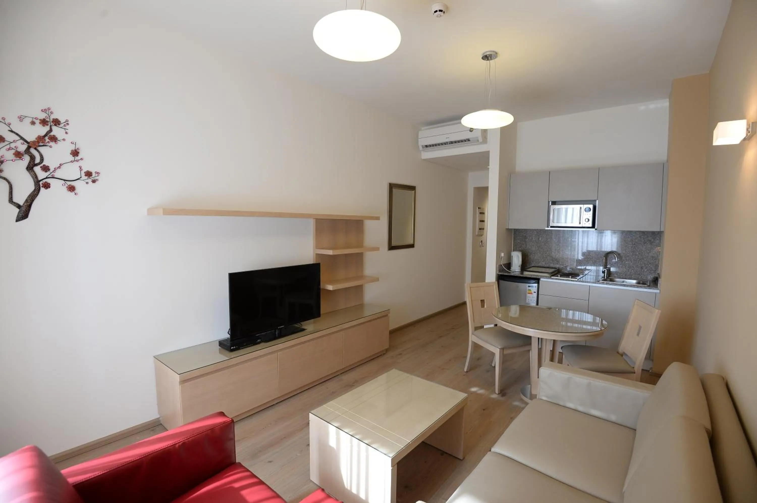 TV and multimedia in Nest 1 Hotel