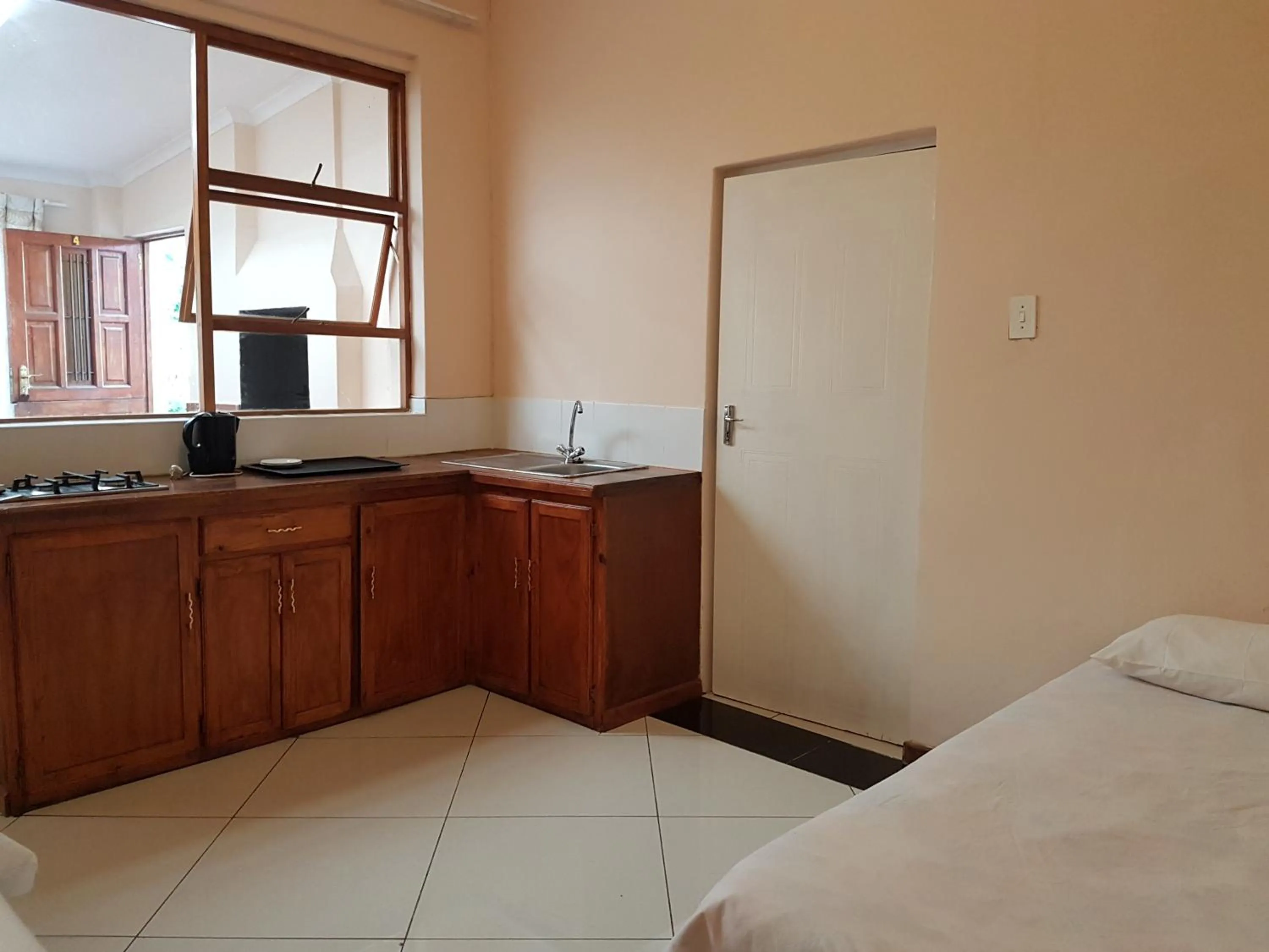 Bed in Stone Crescent Hotel