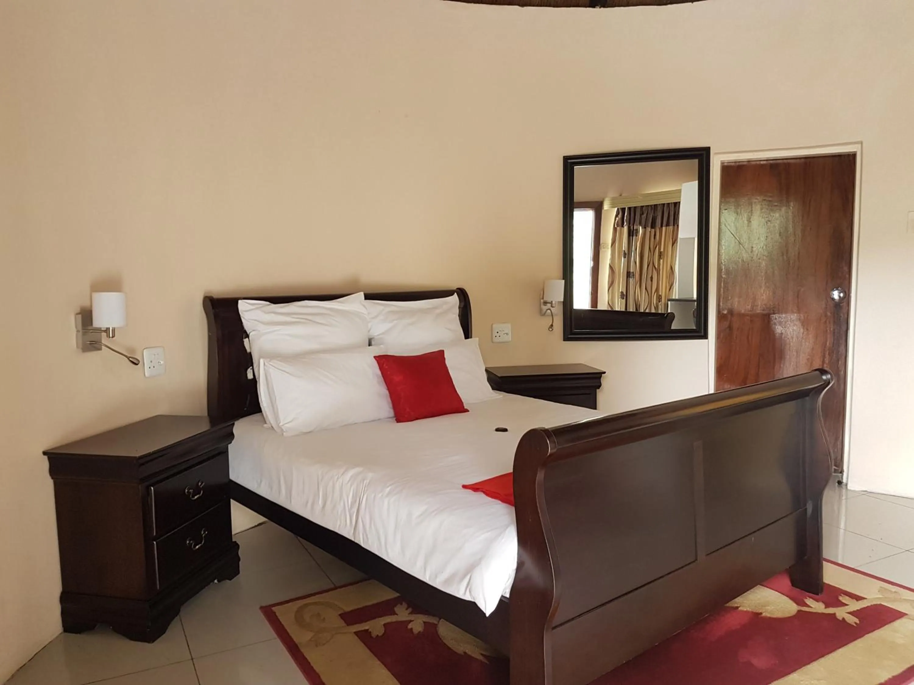 Bed in Stone Crescent Hotel