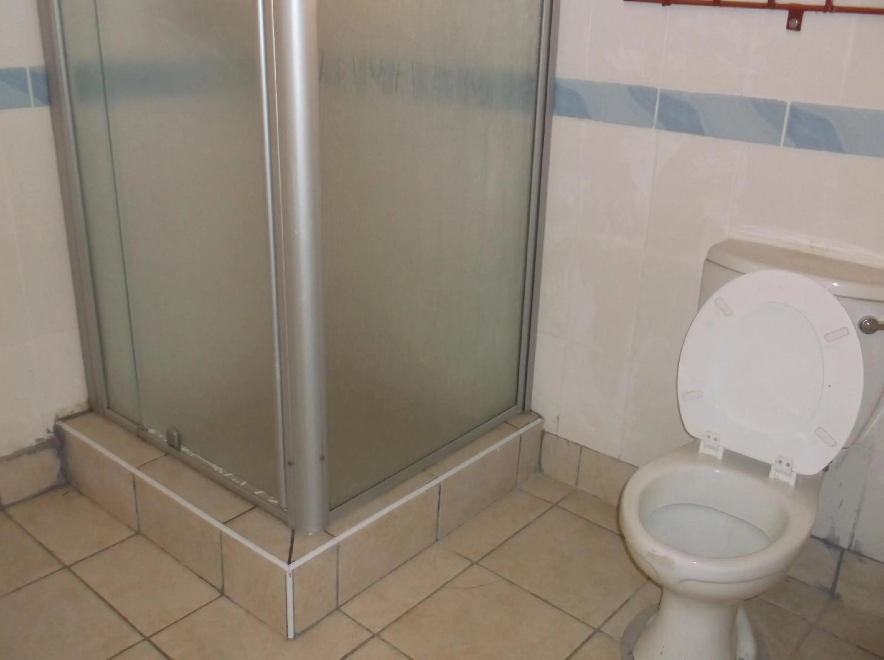 Bathroom in Stone Crescent Hotel