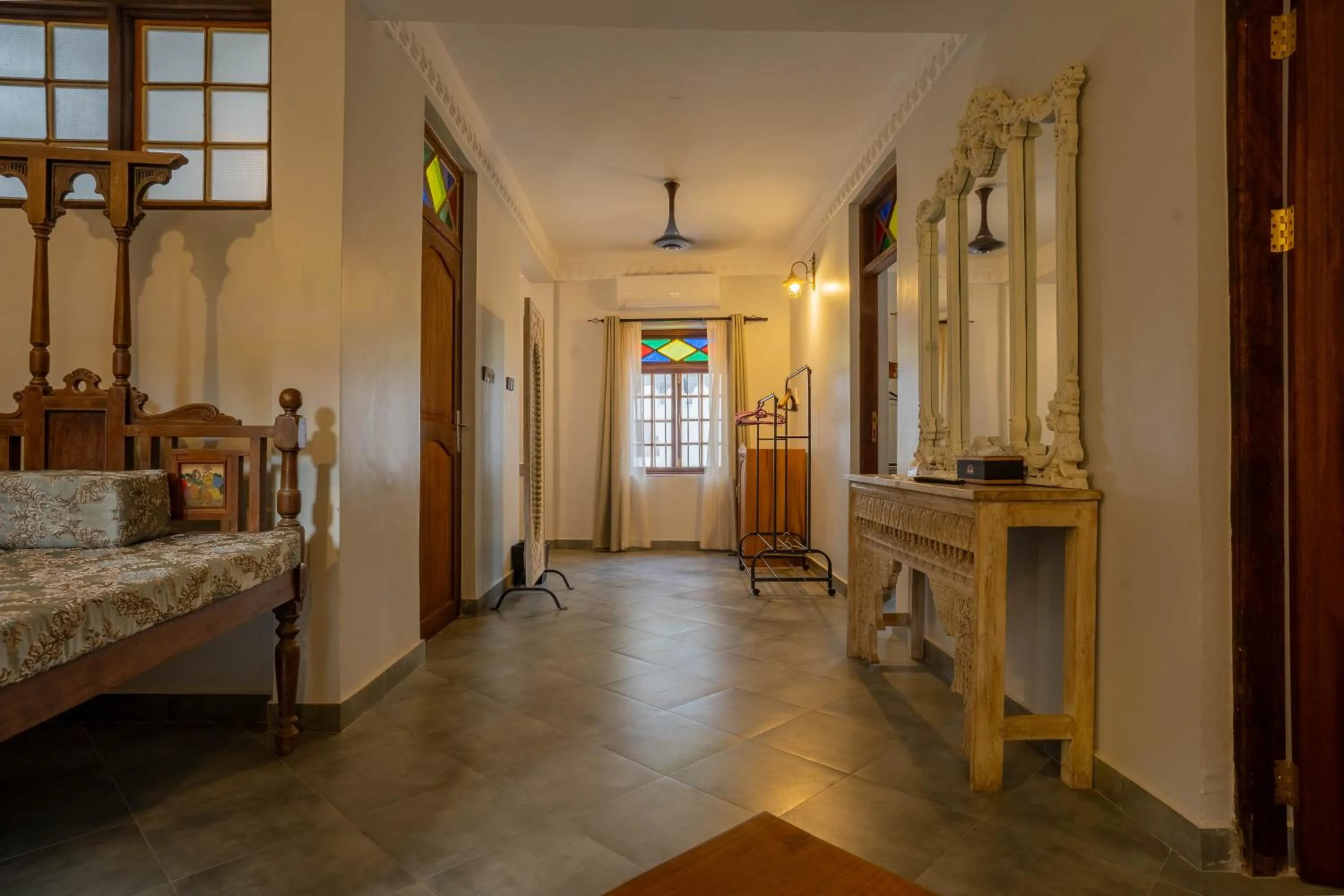 Living room, Bed in Mizingani Seafront Hotel