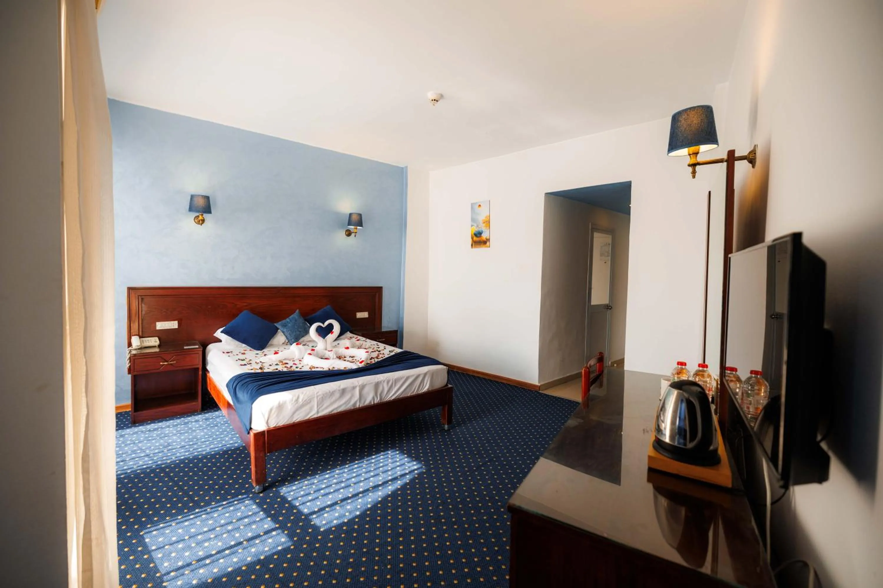 Photo of the whole room, Bed in Amoun Hotel Alexandria