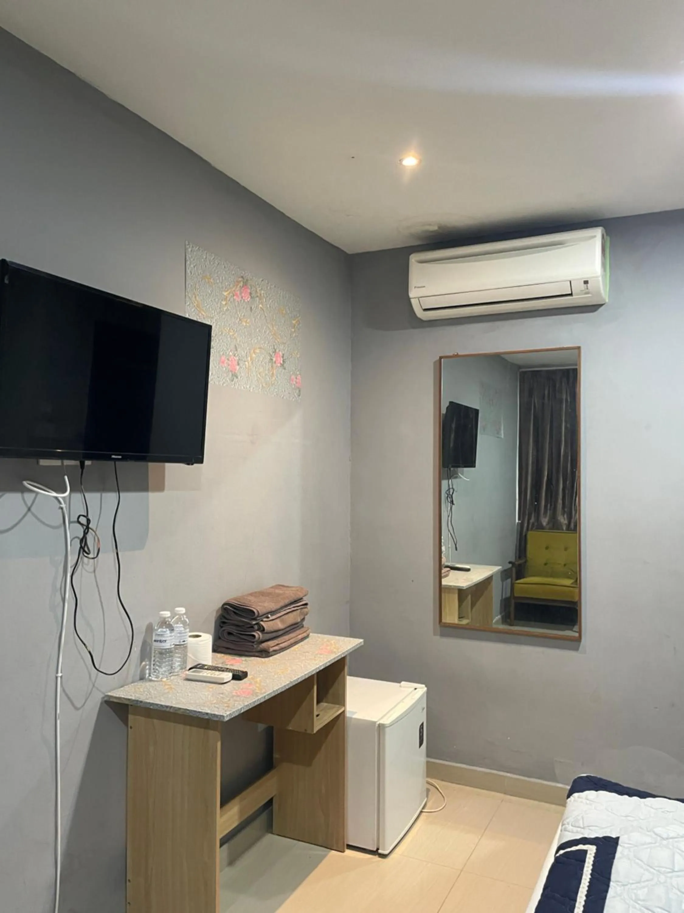 TV and multimedia in Hotel Rim Global Subang