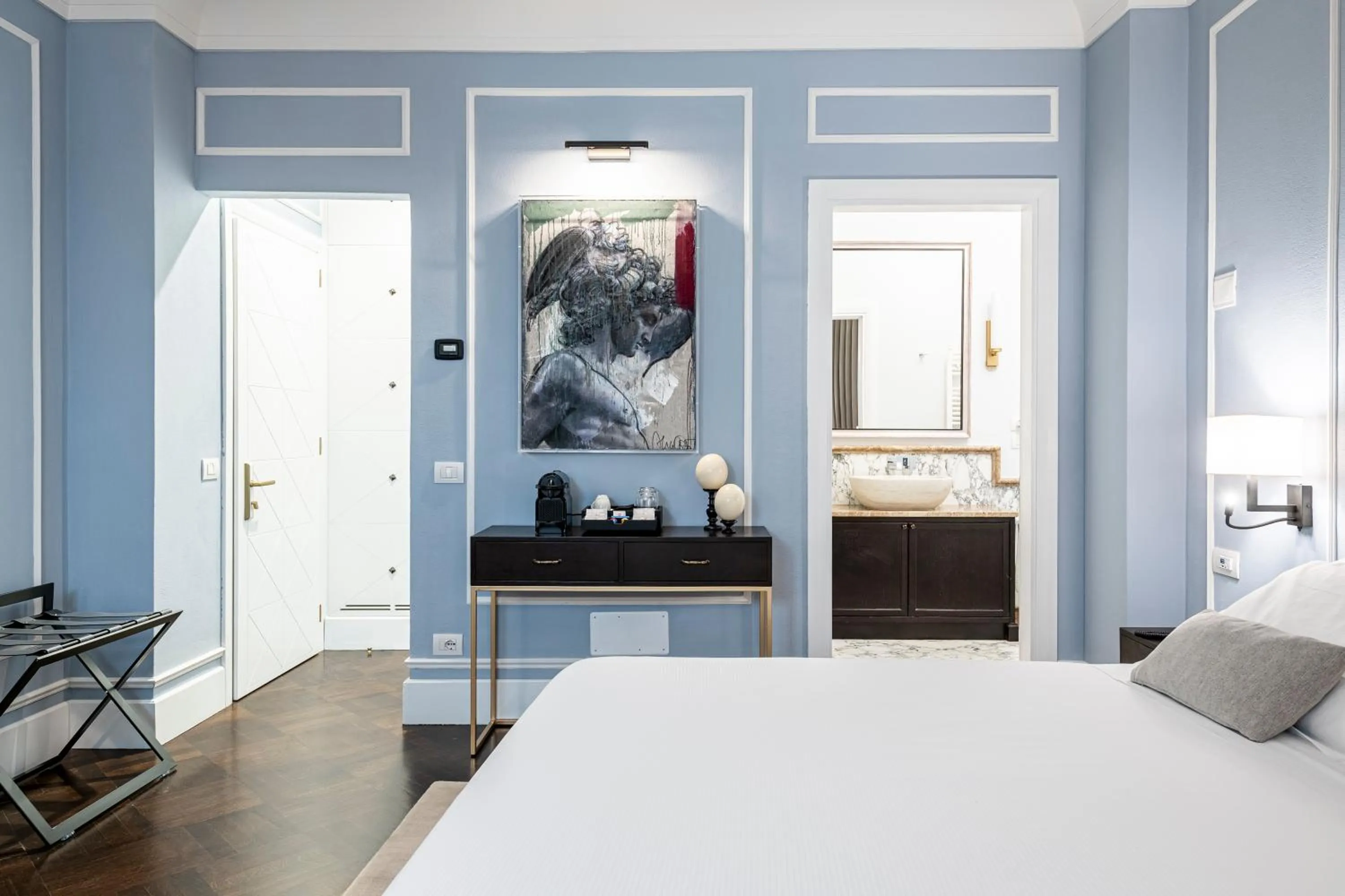 Photo of the whole room, Bed in Glimpse Hotel