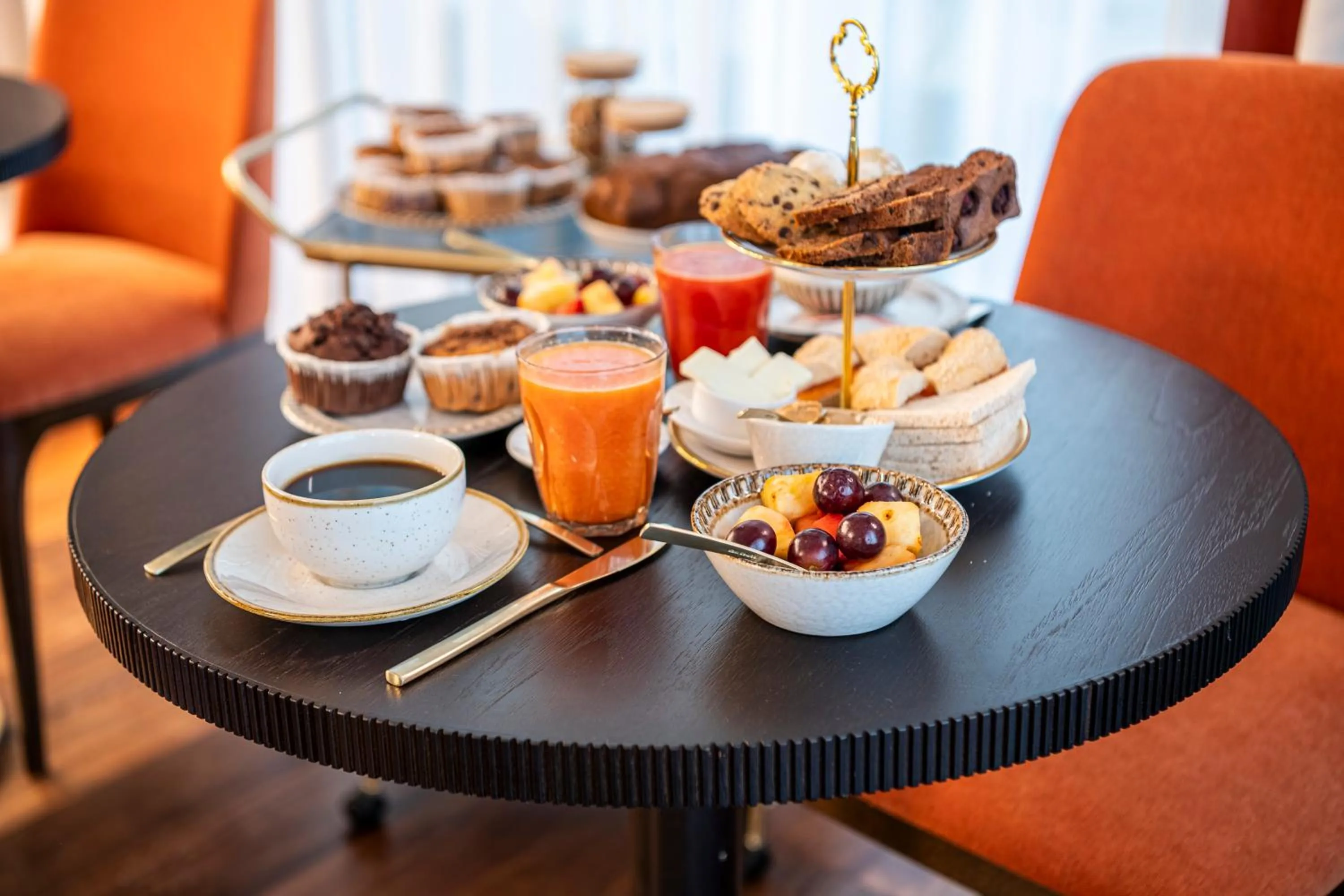 Food and drinks in Glimpse Hotel