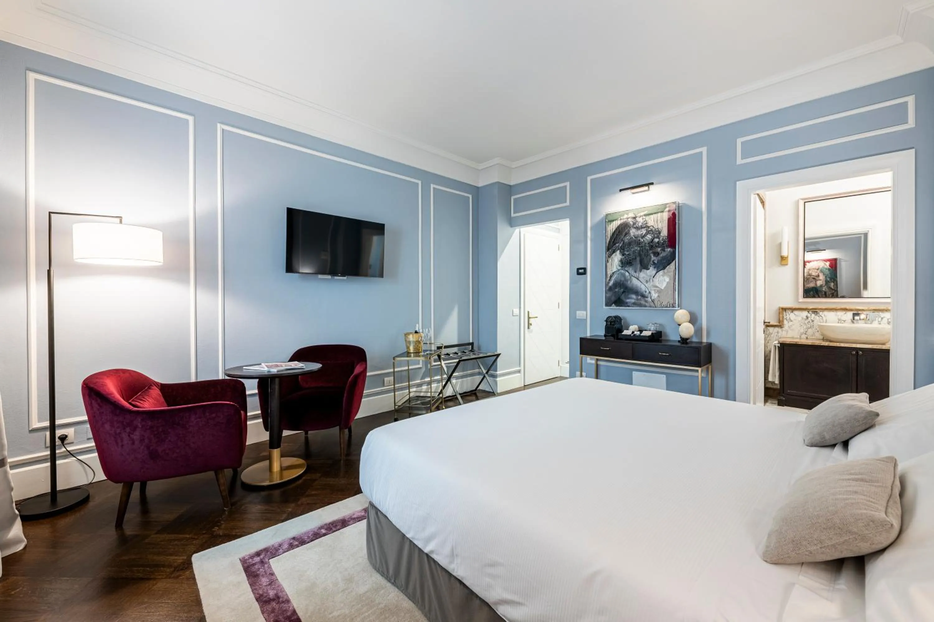 Photo of the whole room, Bed in Glimpse Hotel