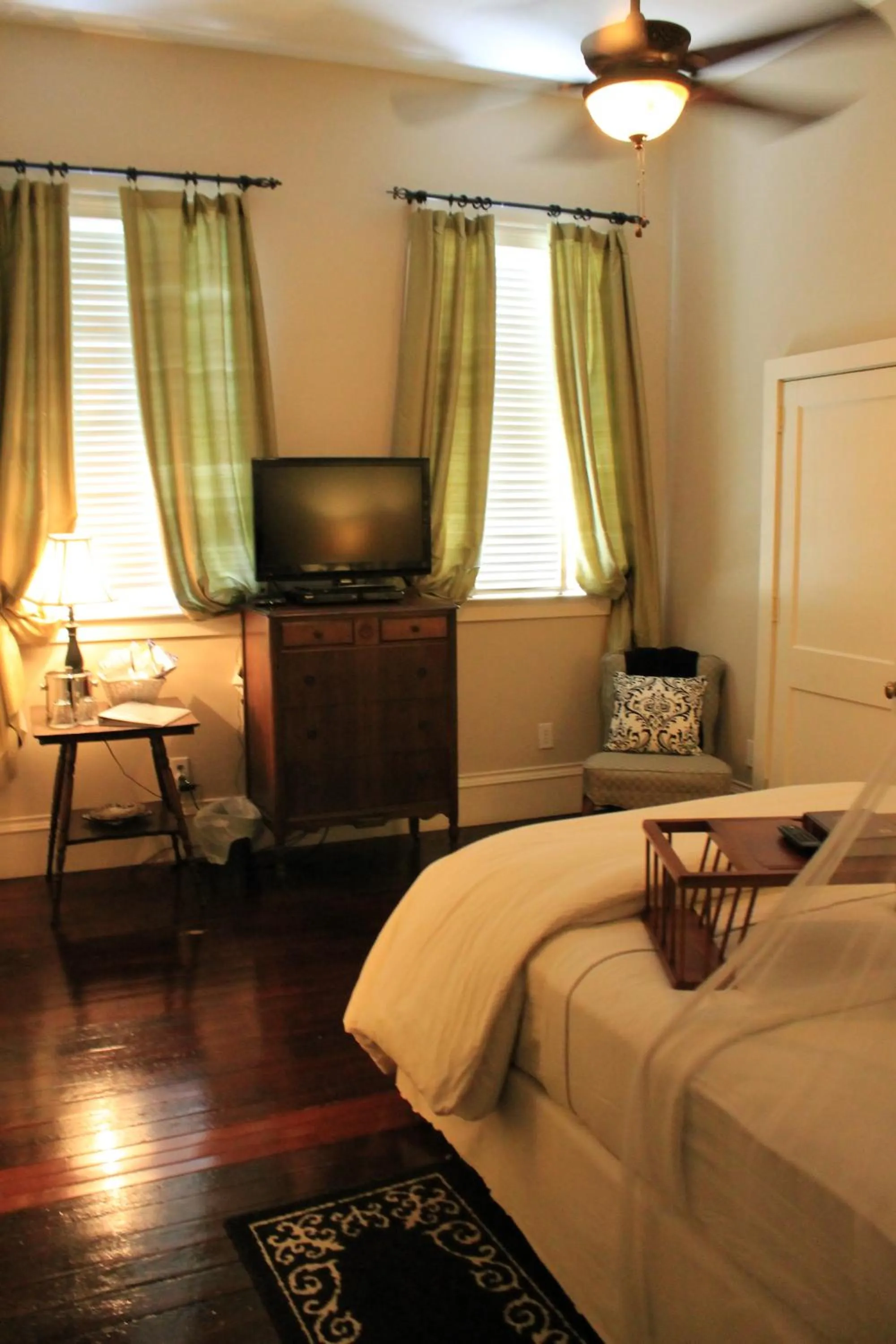 Photo of the whole room, Bed in Grand Magnolia Ballroom & Suites