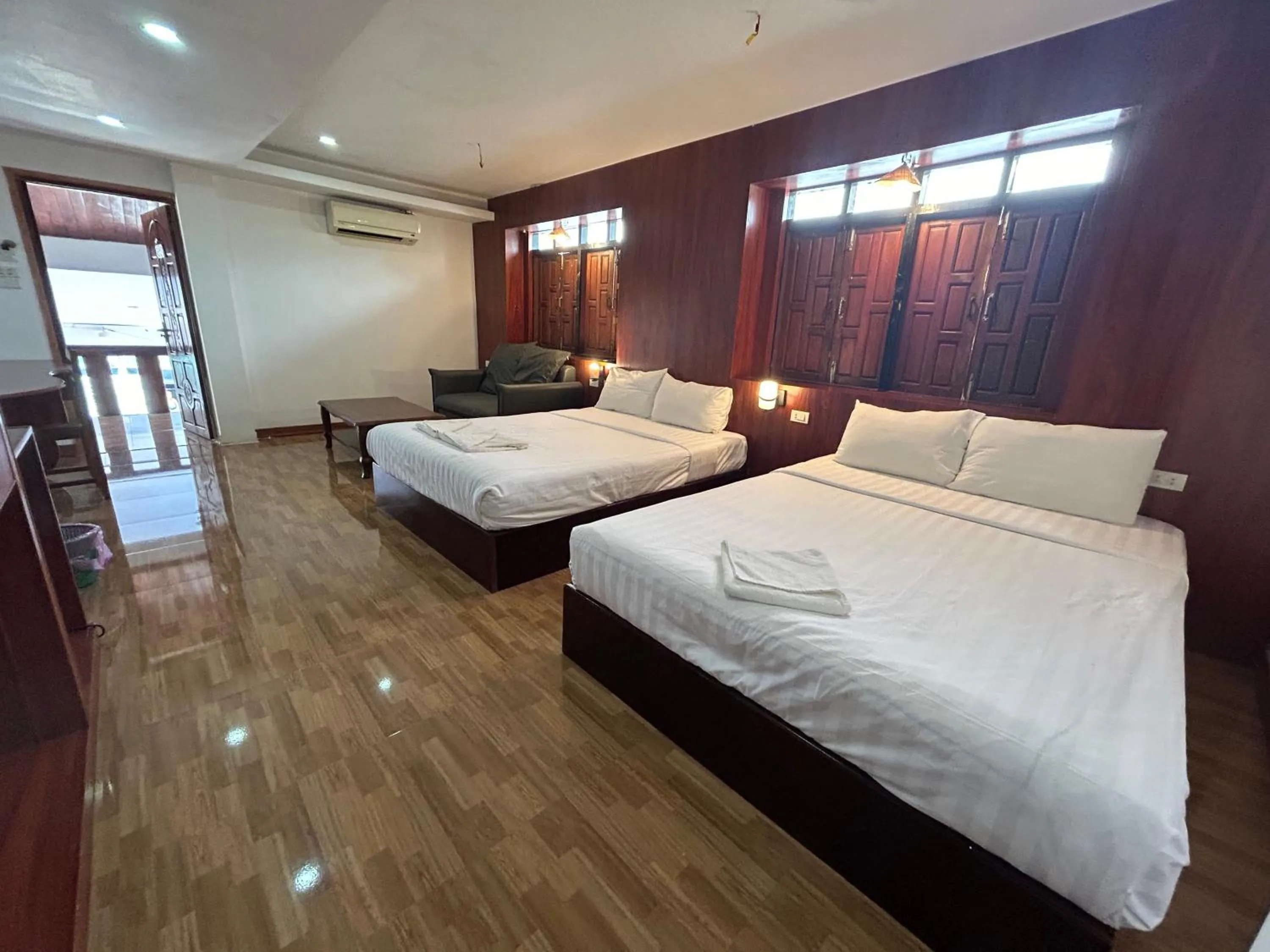 Bedroom, Bed in Vang Vieng Sky Mountain View Hotel