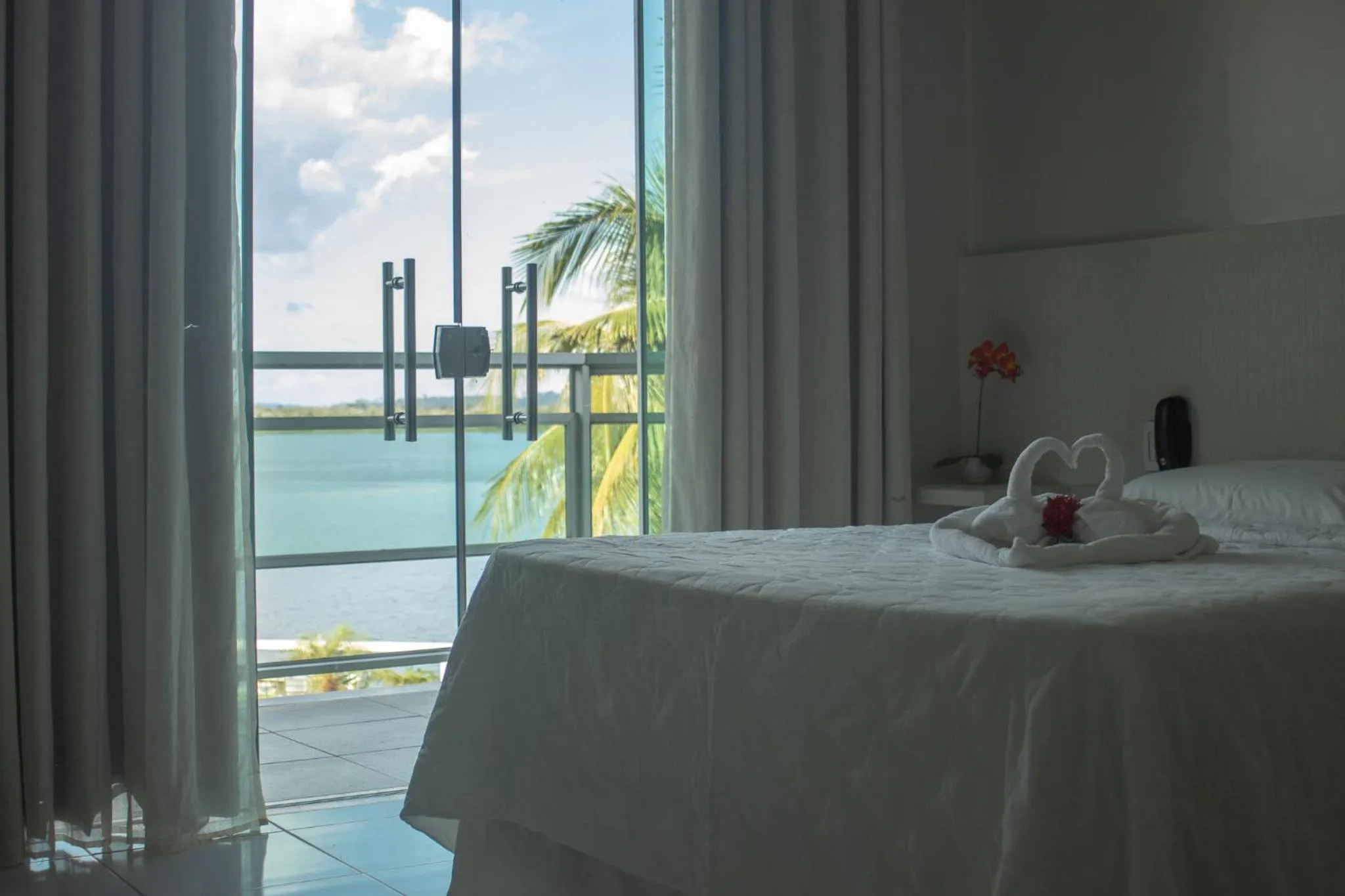 Natural landscape, Bed in Xingu Praia Hotel