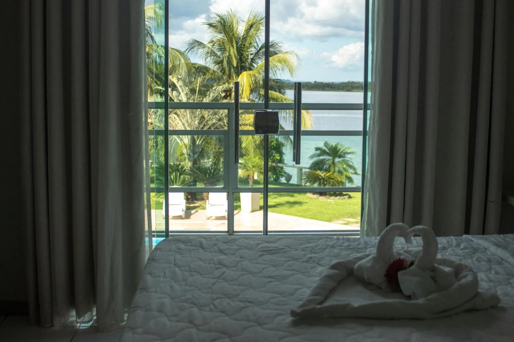 Natural landscape, Bed in Xingu Praia Hotel