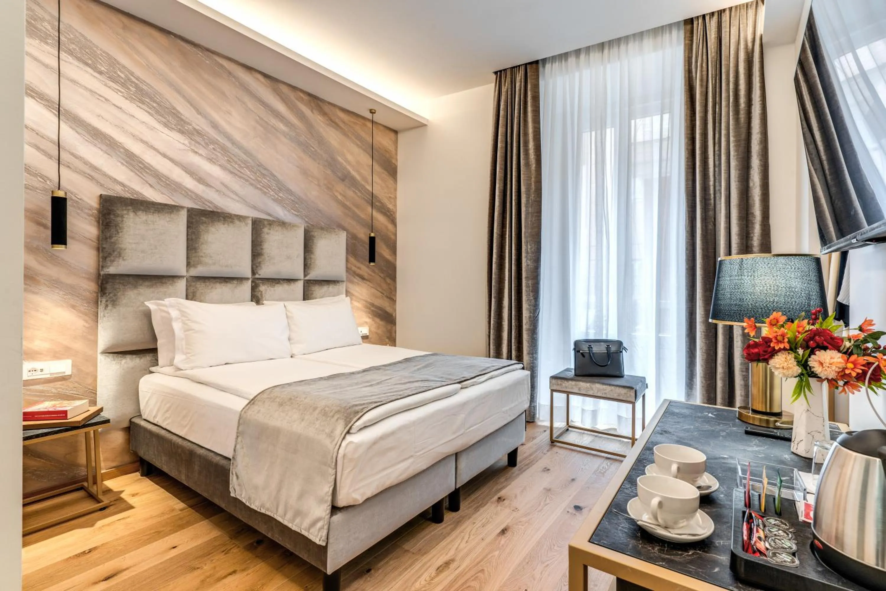 Bedroom, Bed in Goldoni 47