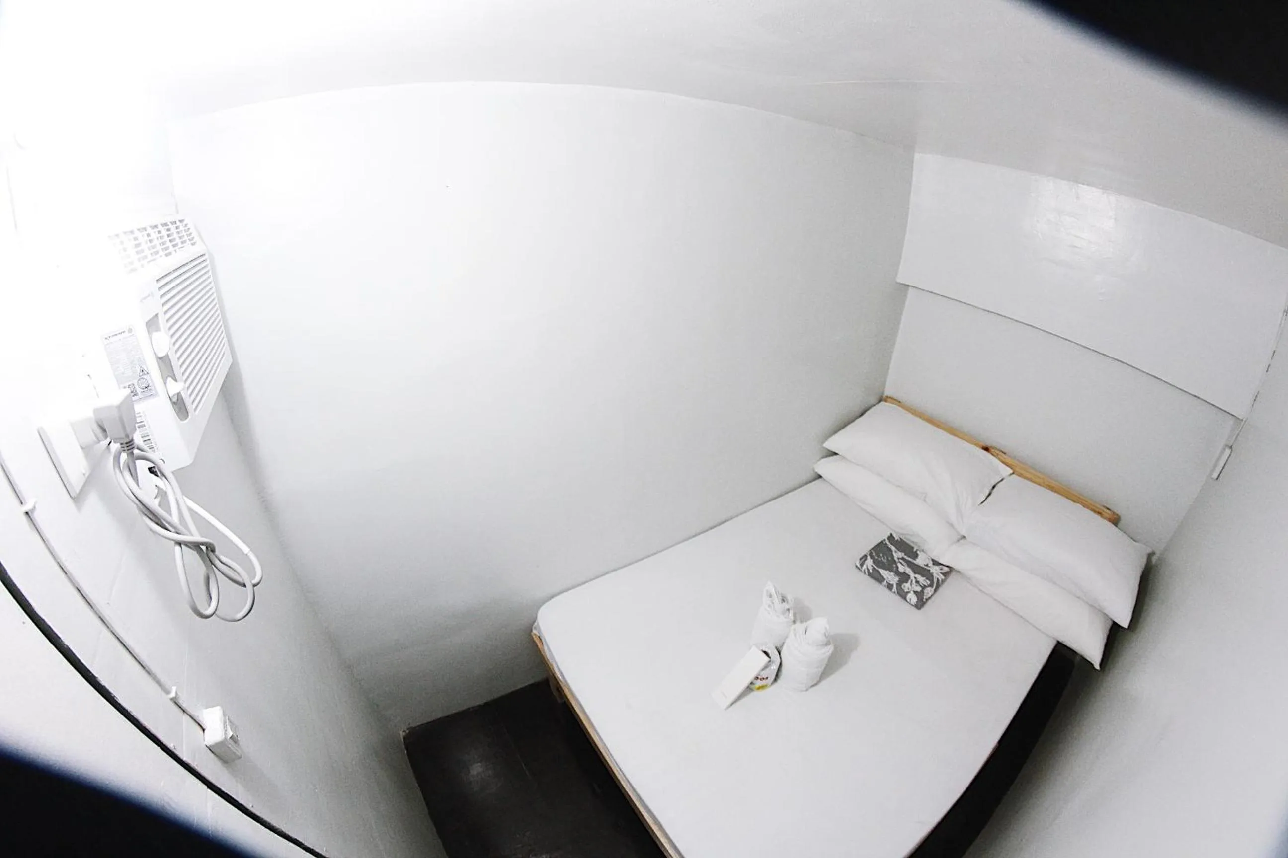 Bed in Dickem's Transient House