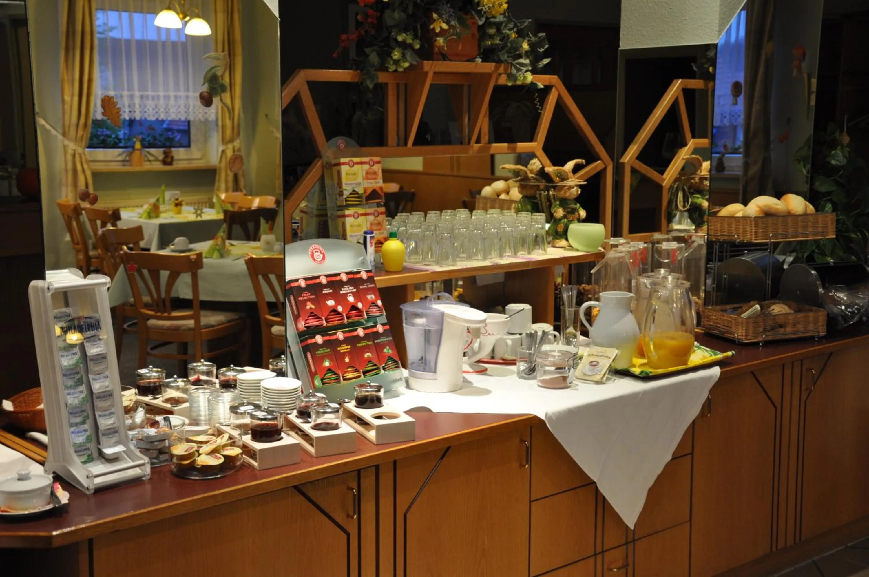 Restaurant/places to eat in Hotel Elxleben