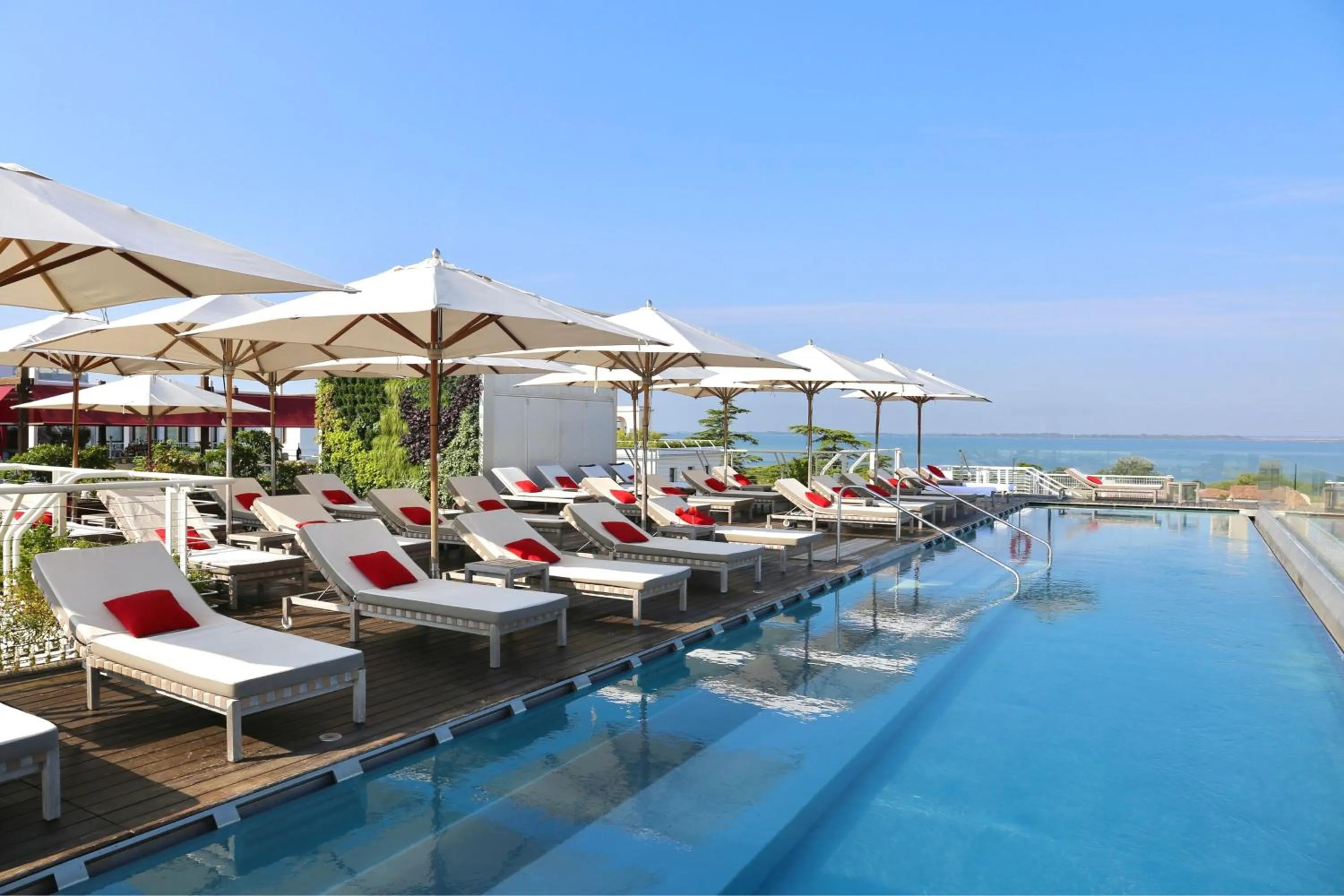 Swimming pool in JW Marriott Venice Resort & Spa