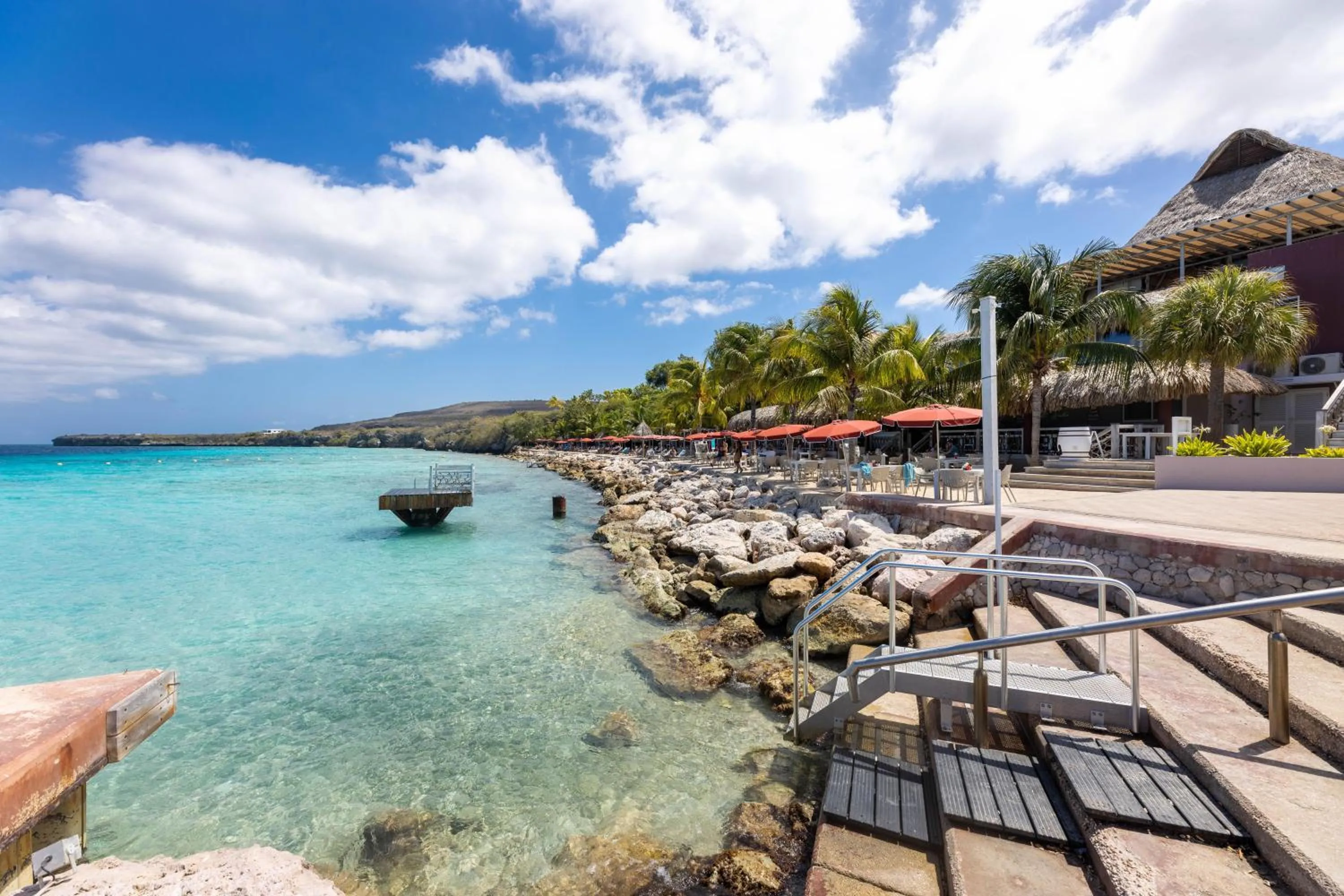 Restaurant/places to eat in Coral Estate Luxury Resort