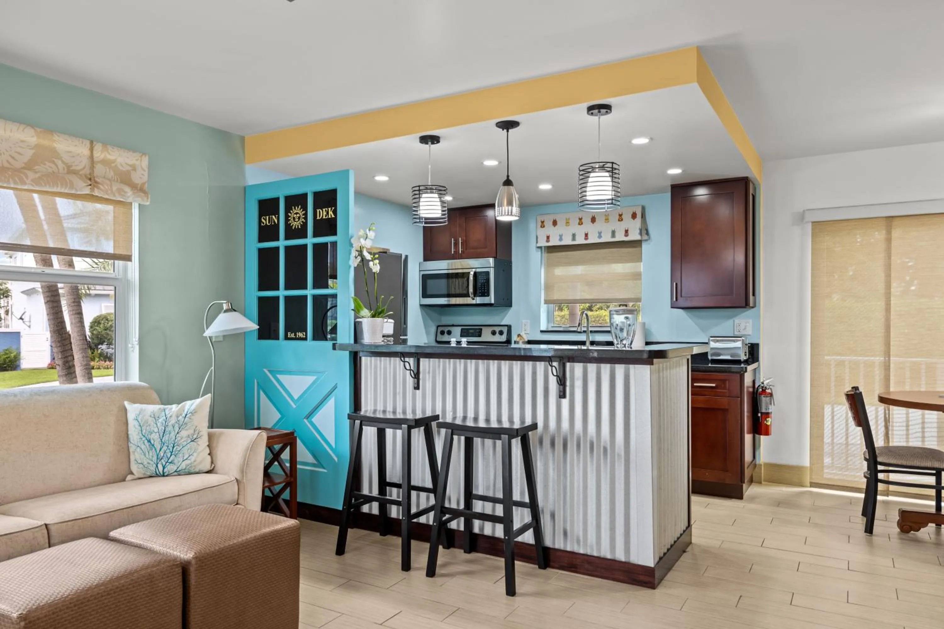 Kitchen or kitchenette in Sun Dek Beach House