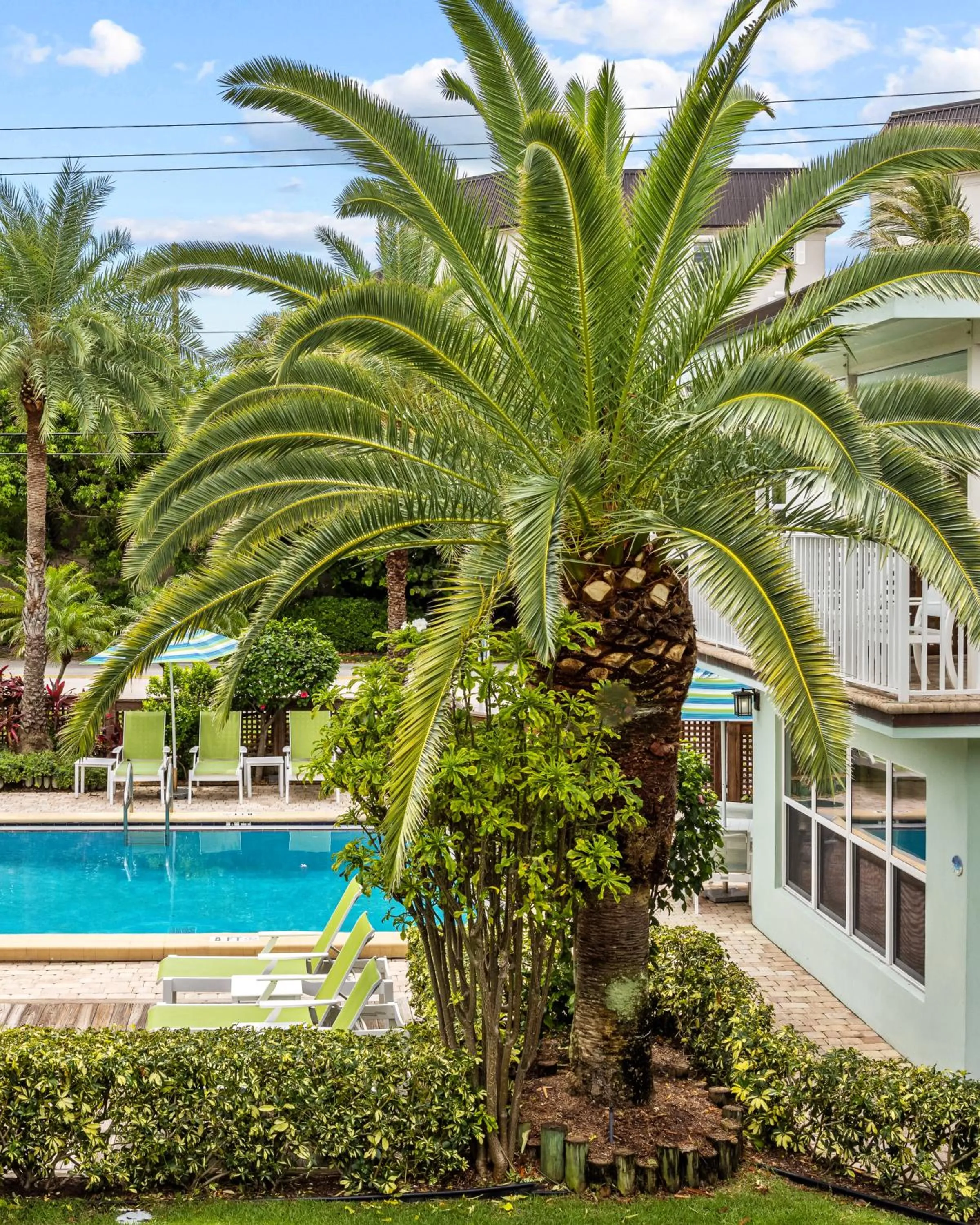 Swimming pool in Sun Dek Beach House