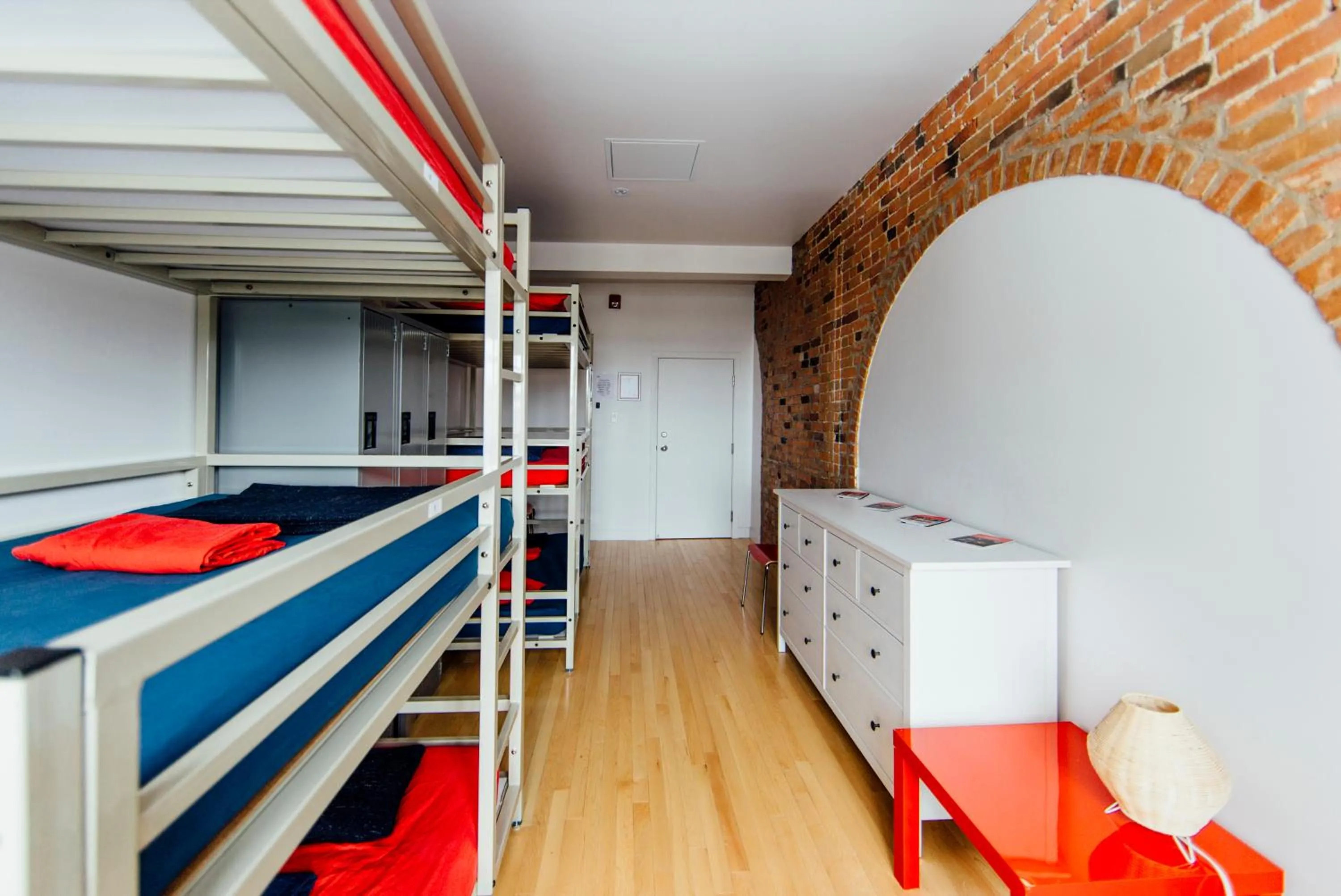Photo of the whole room, Bed in Alt Hostel