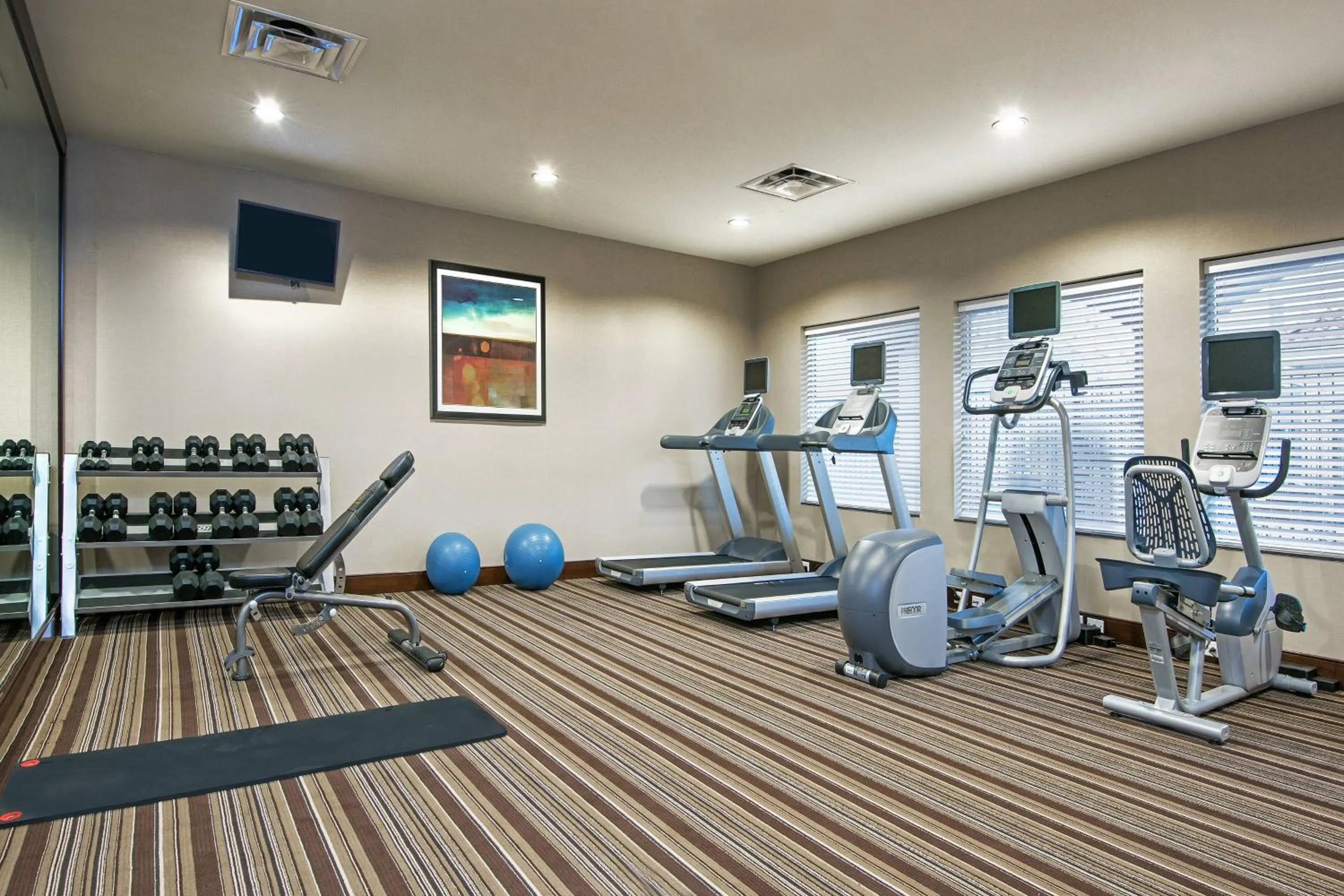 Fitness centre/facilities in TownePlace Suites by Marriott Seguin