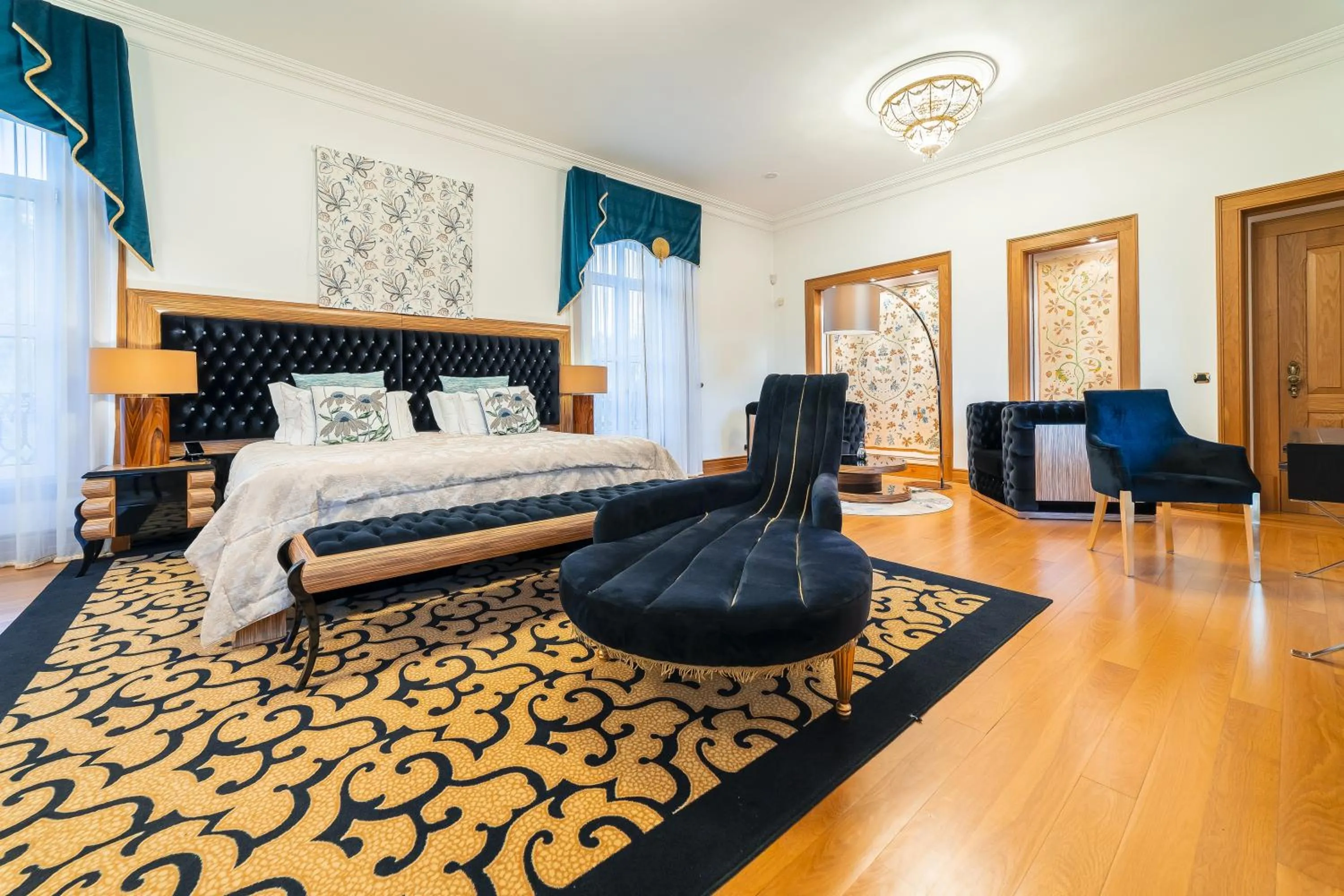 Bed in Sintra Marmoris Palace