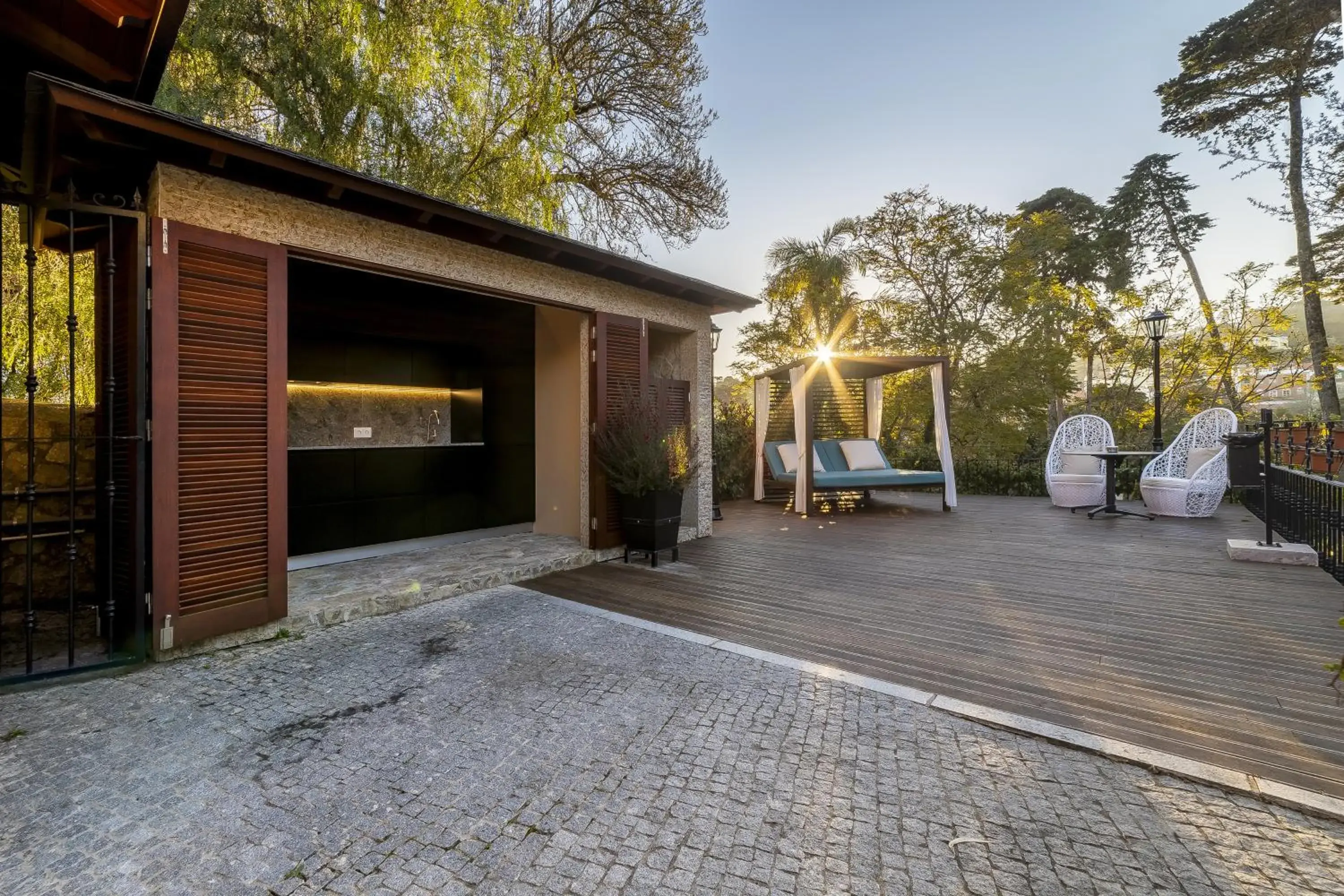 Deluxe Room with Terrace in Sintra Marmoris Palace Deluxe Room with Terrace in Sintra Marmoris Palace
