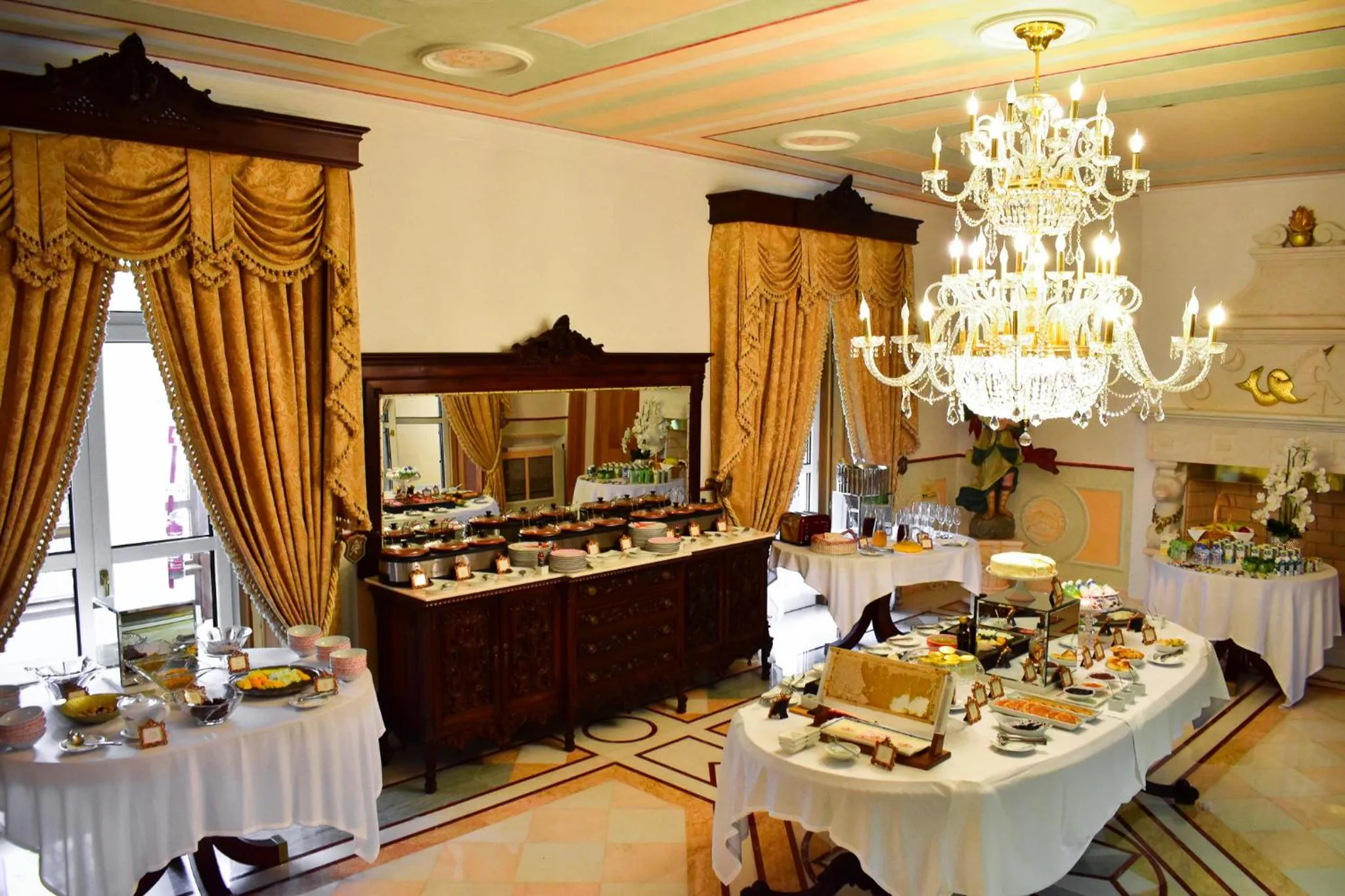 Food and drinks in Sintra Marmoris Palace