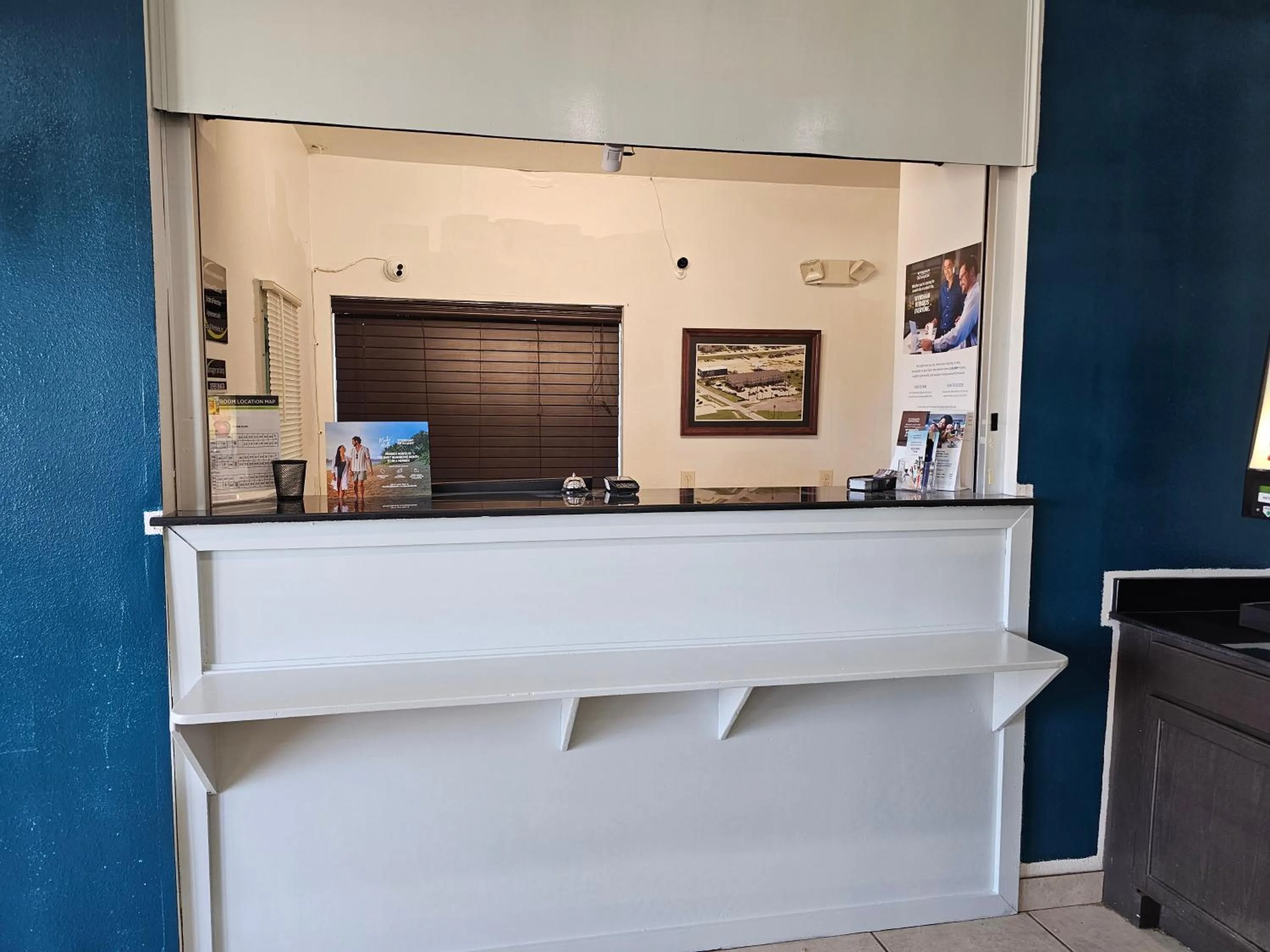 Lobby or reception in Super 8 by Wyndham Kenedy