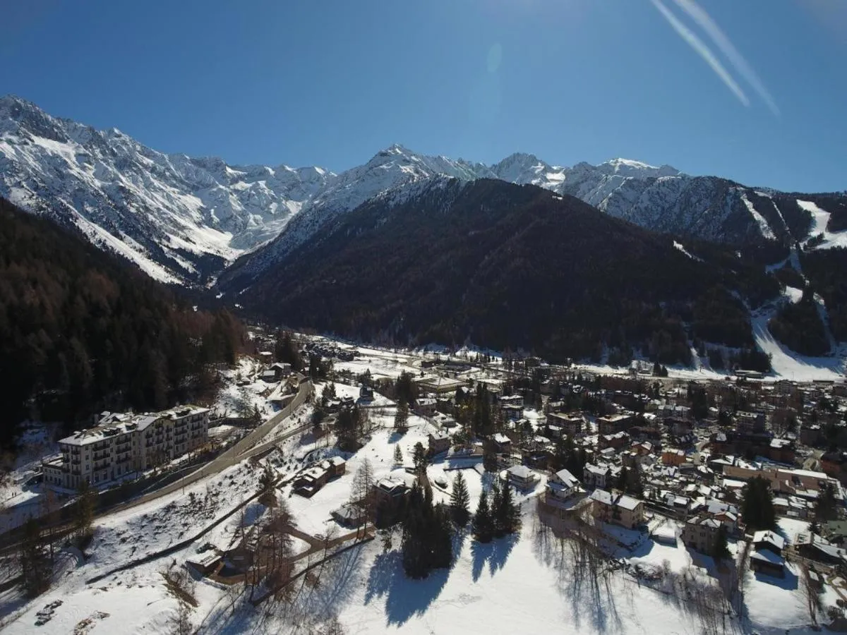 Palace Pontedilegno Resort