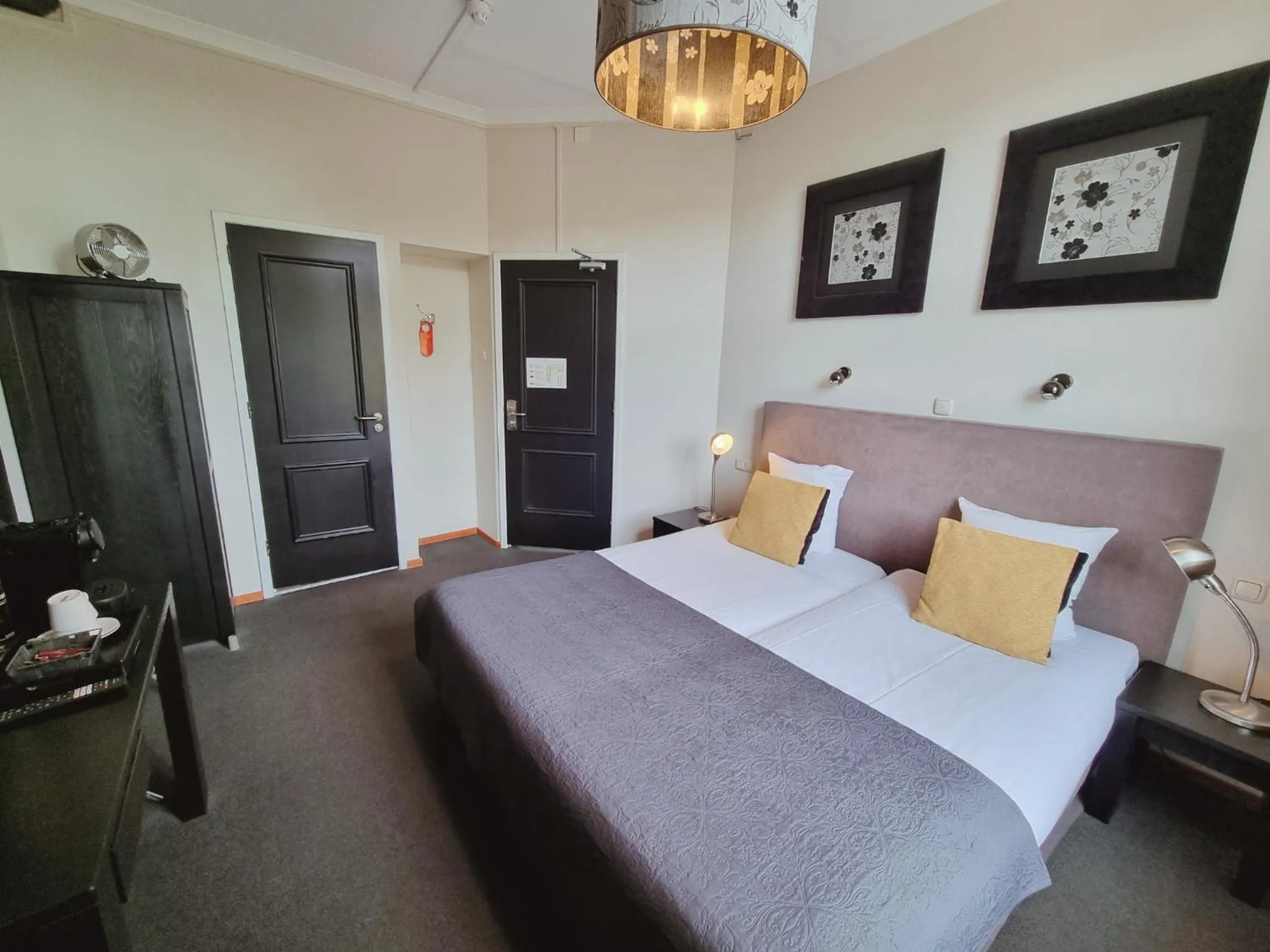 Bedroom, Bed in Hotel Kasteel Doenrade