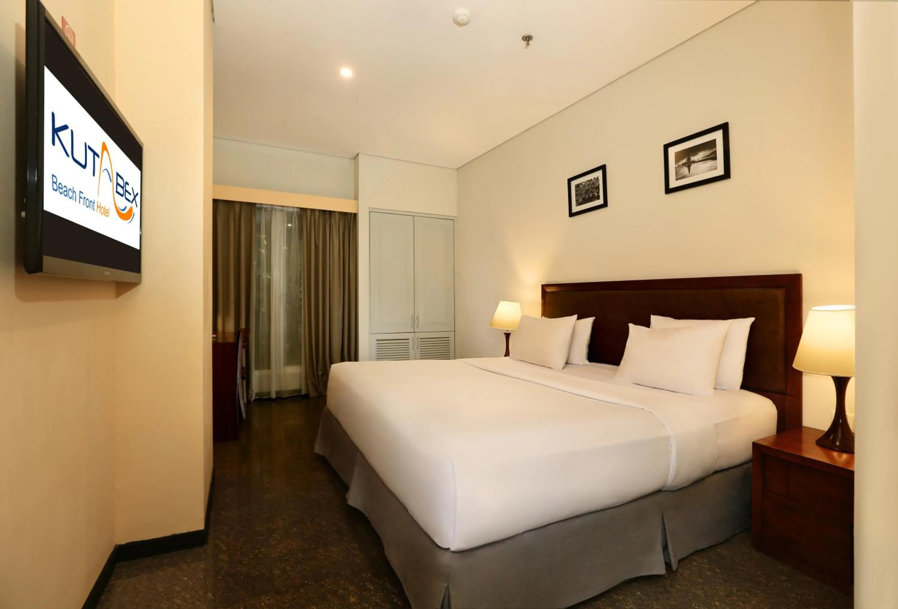 Photo of the whole room, Bed in Kutabex Beachfront Hotel