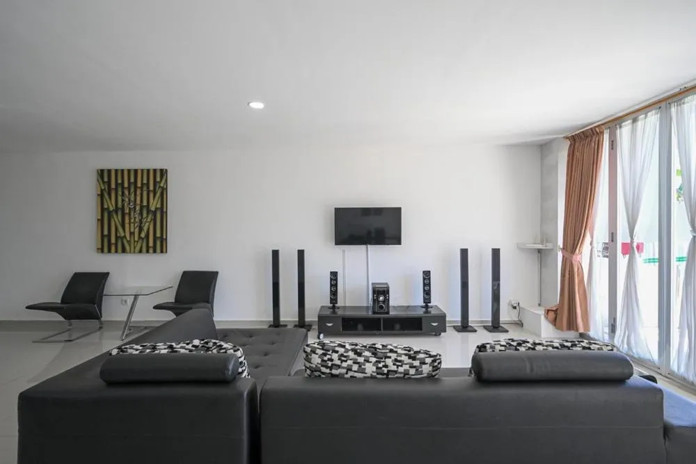 The Lavana Tresna Villa 7 Nusa Dua