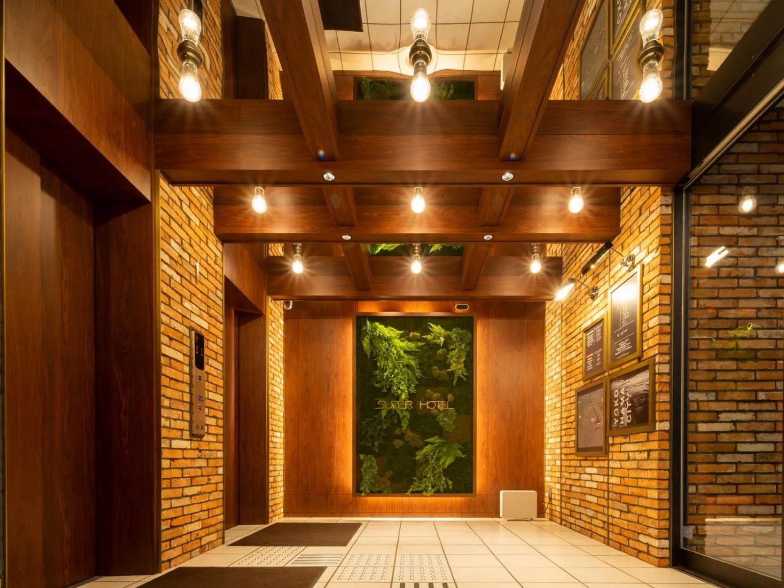 Lobby or reception in Super Hotel Shinyokohama