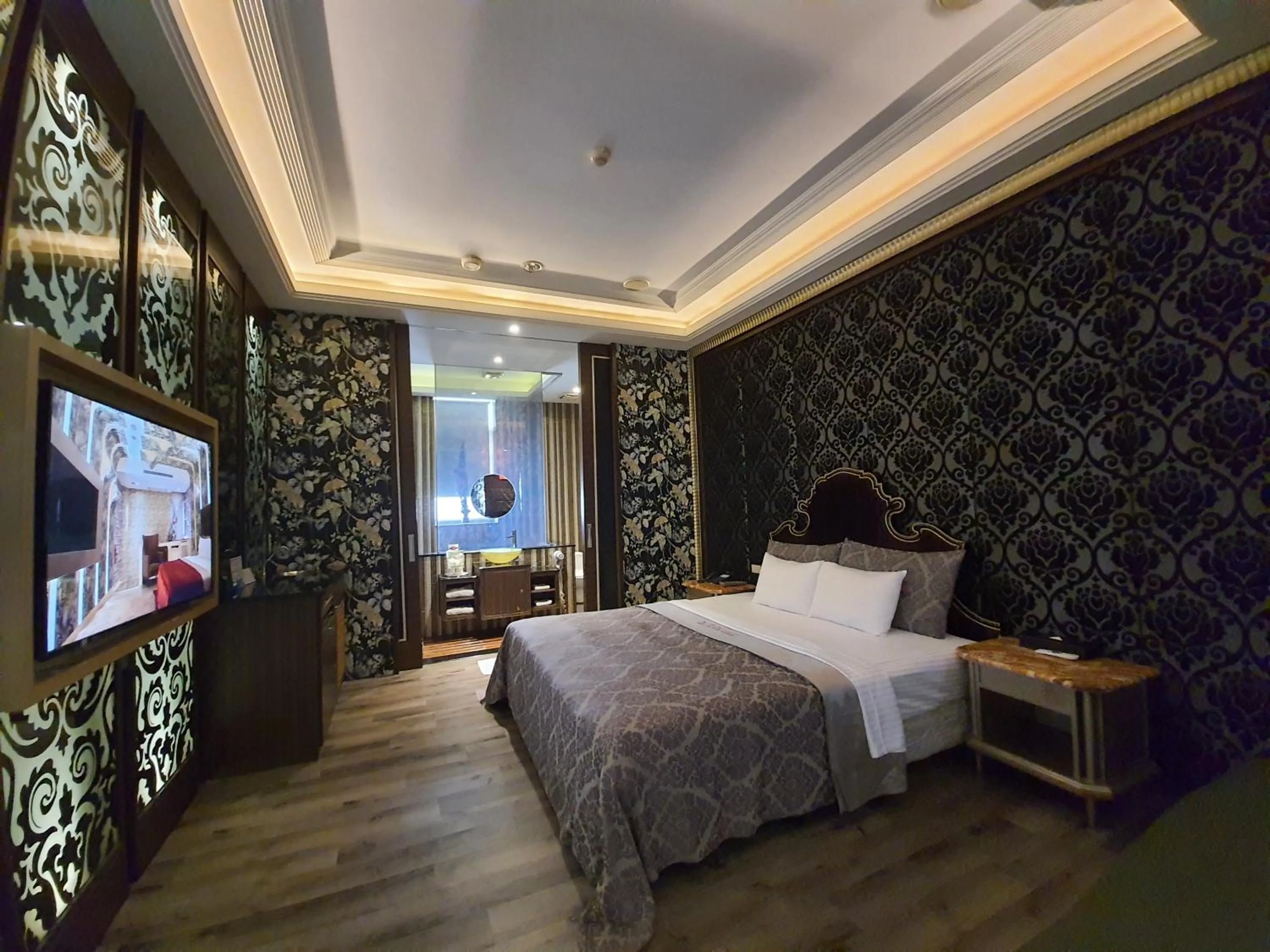 Photo of the whole room, Bed in Jinsha Motel