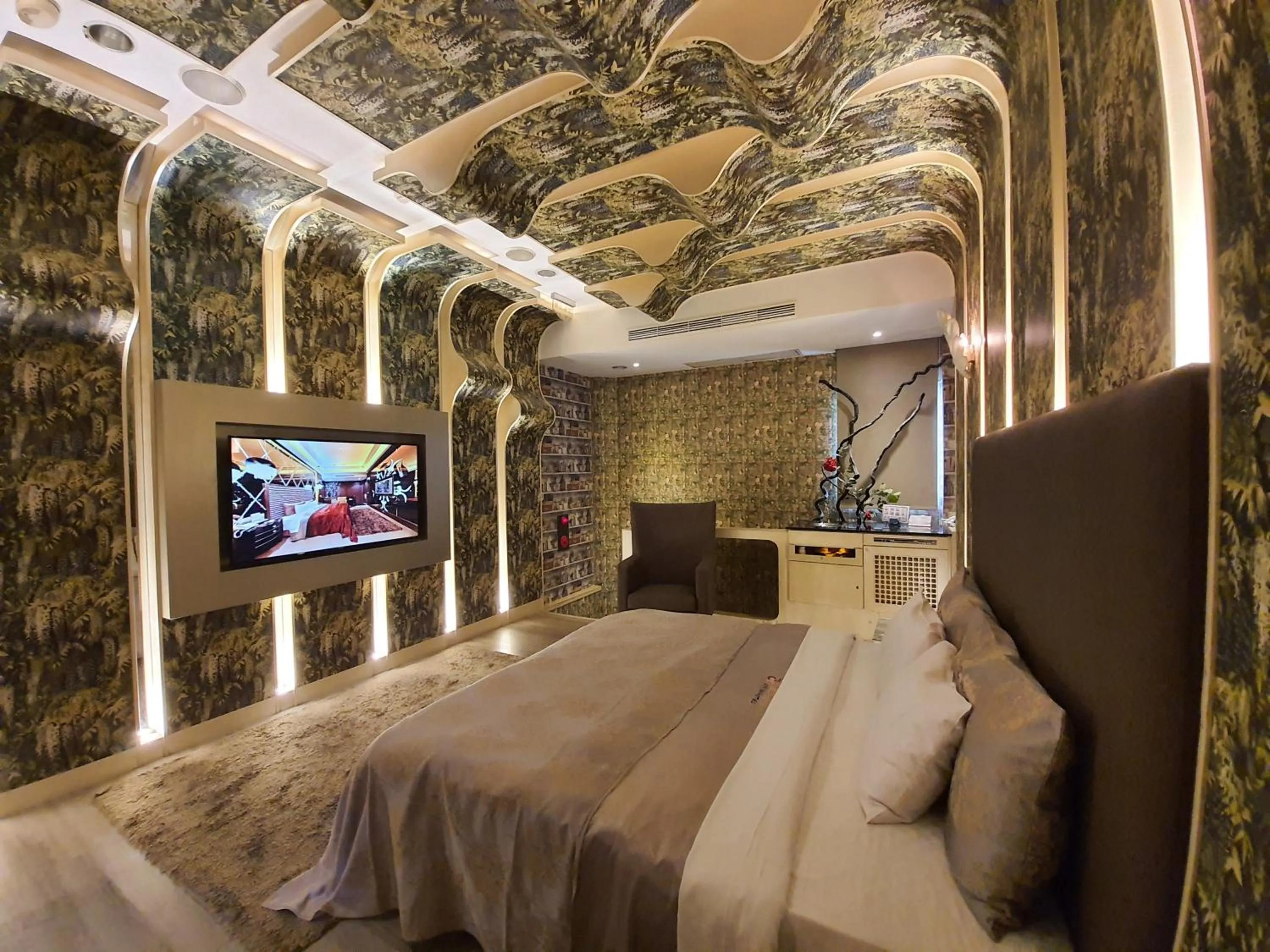 Photo of the whole room, Bed in Jinsha Motel