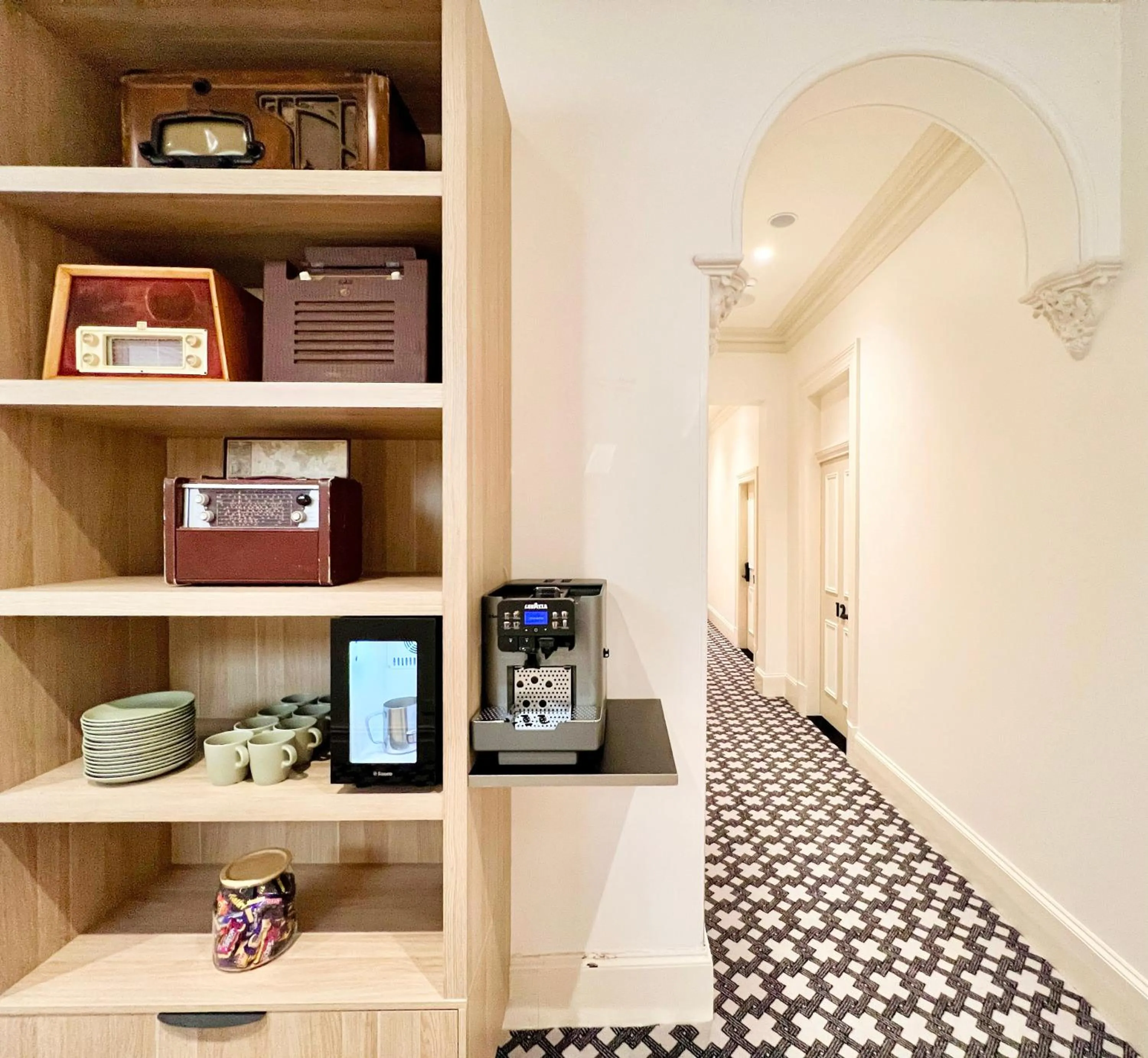 Coffee/tea facilities in Tempe Hotel Sydney
