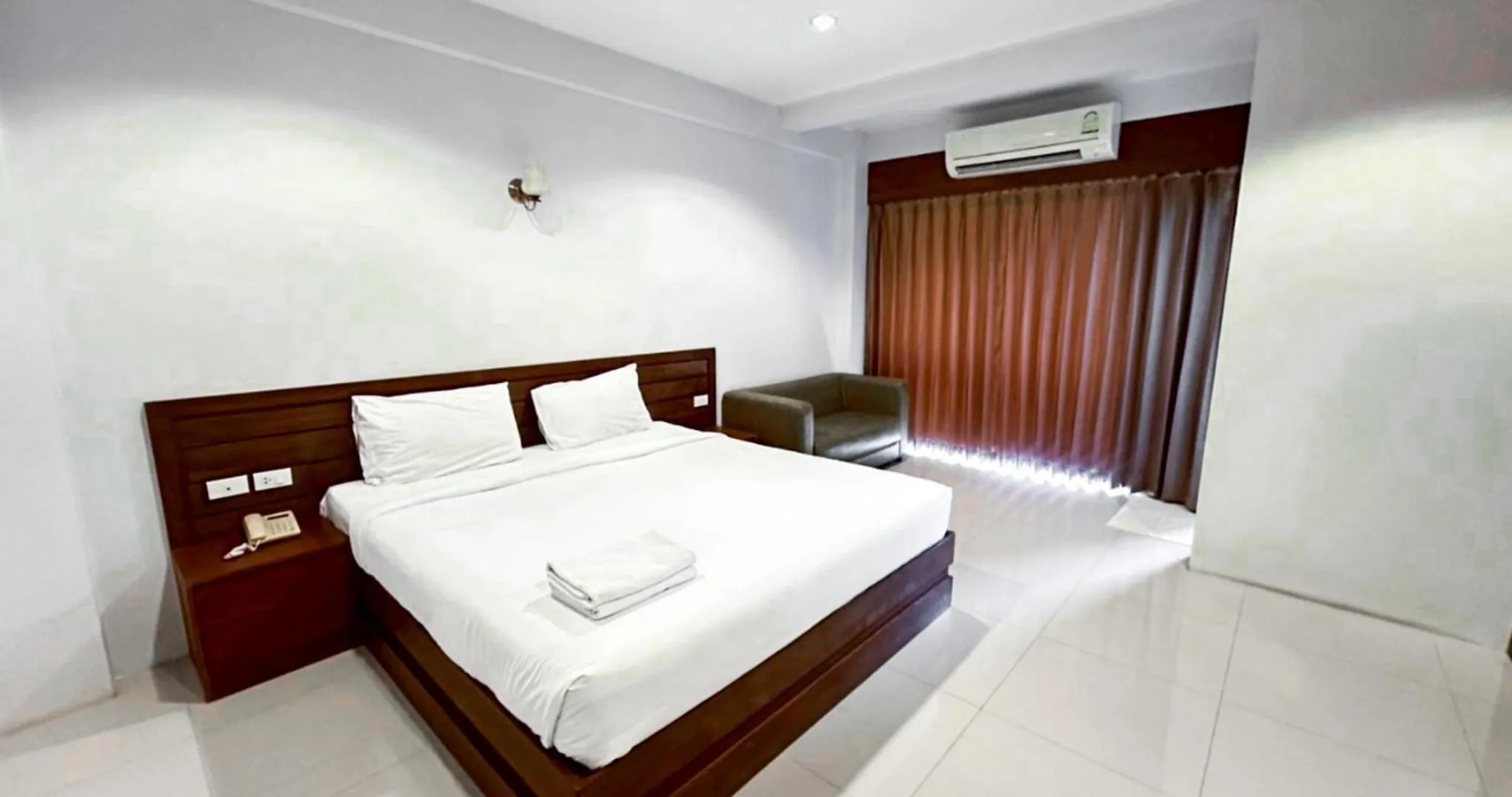 Bedroom, Bed in Perfect Place Hotel