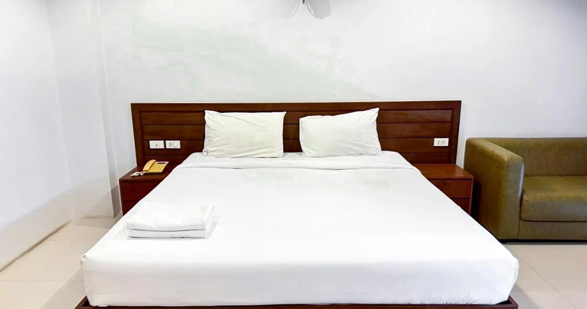 Bedroom, Bed in Perfect Place Hotel