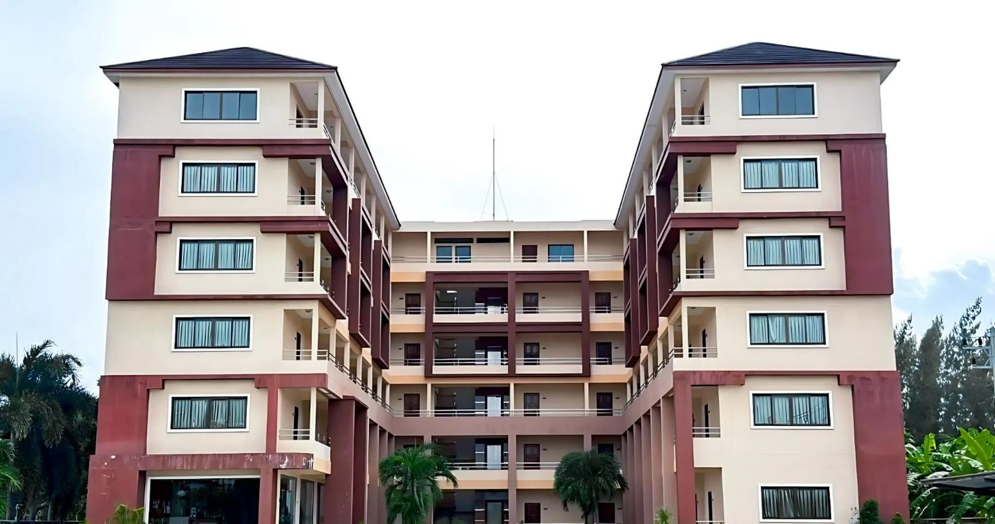 Property building in Perfect Place Hotel