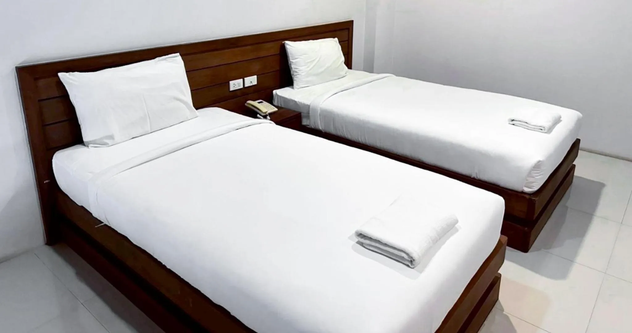 Bed in Perfect Place Hotel